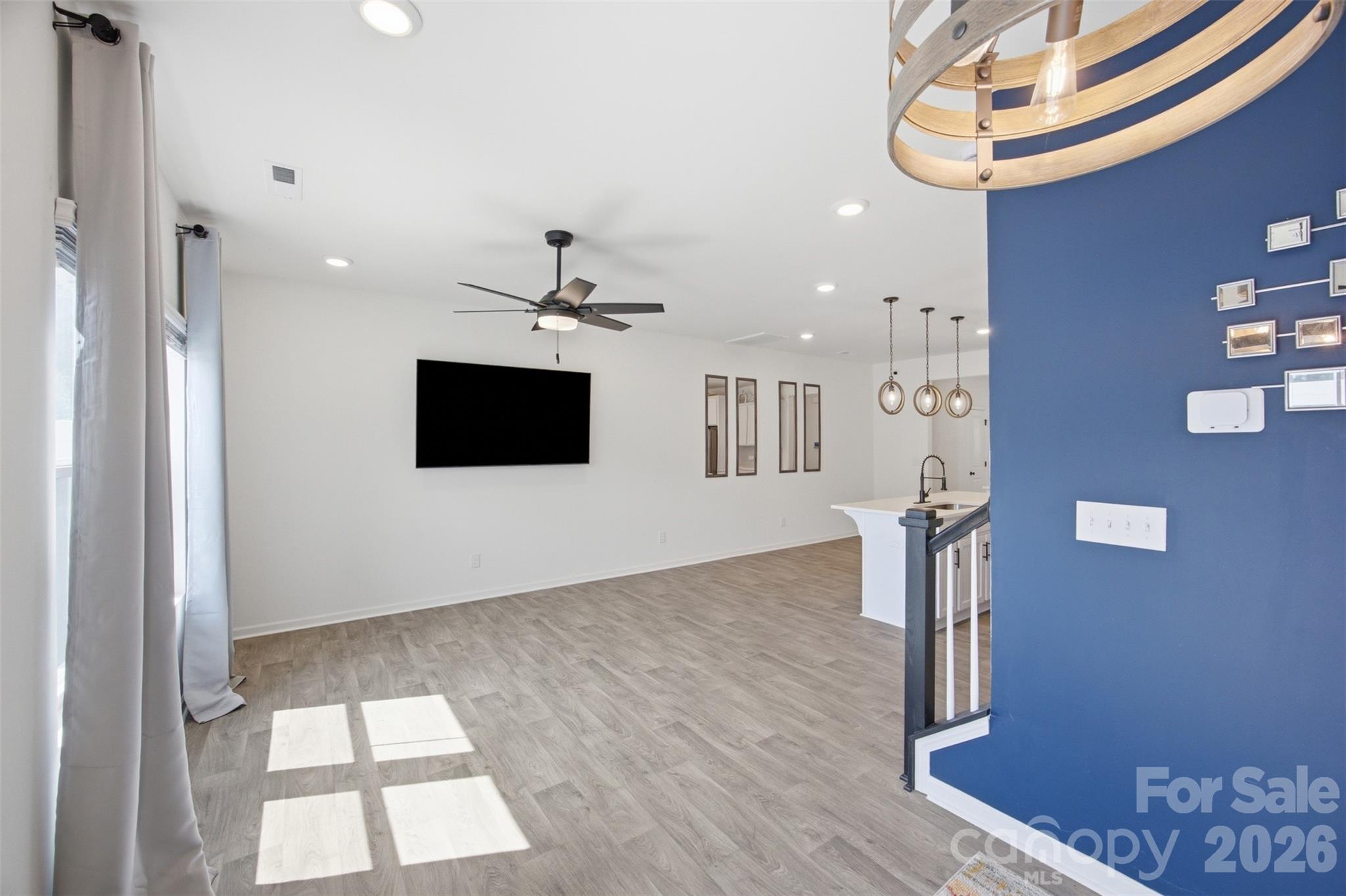 2037 Crooked Oak Lane — York