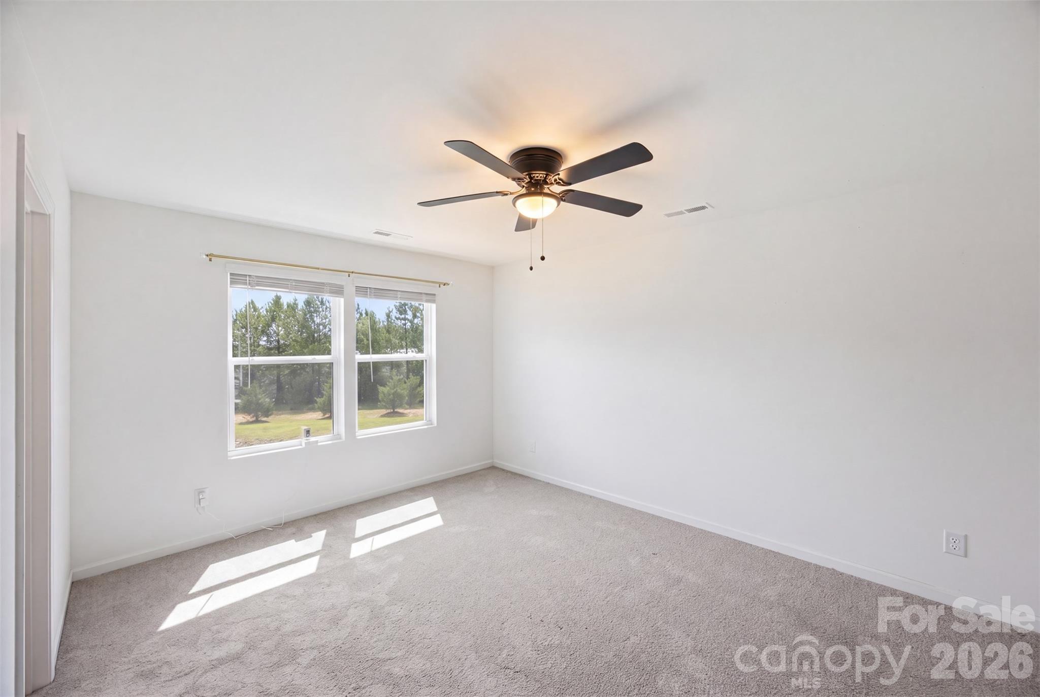 2037 Crooked Oak Lane — York