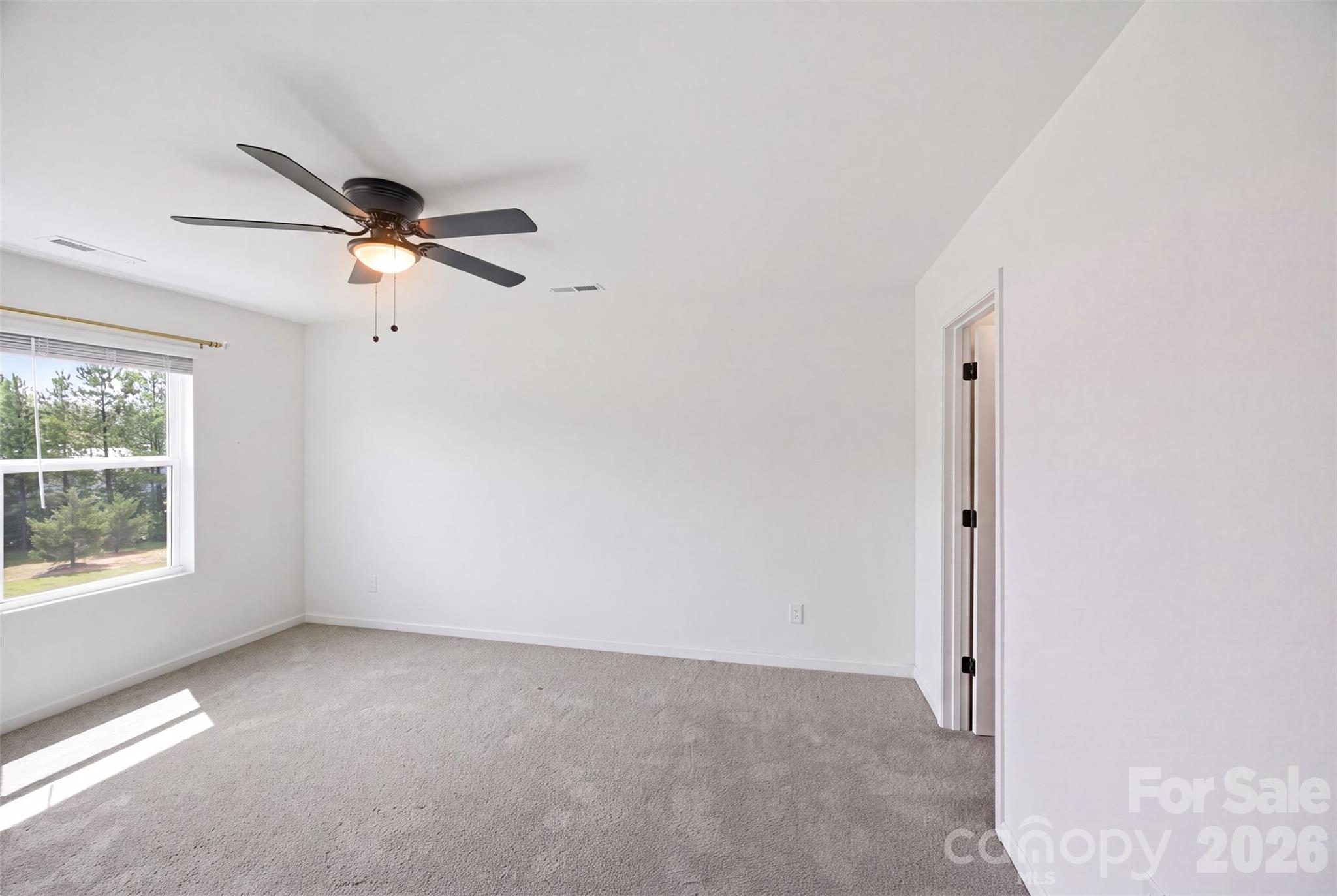 2037 Crooked Oak Lane — York