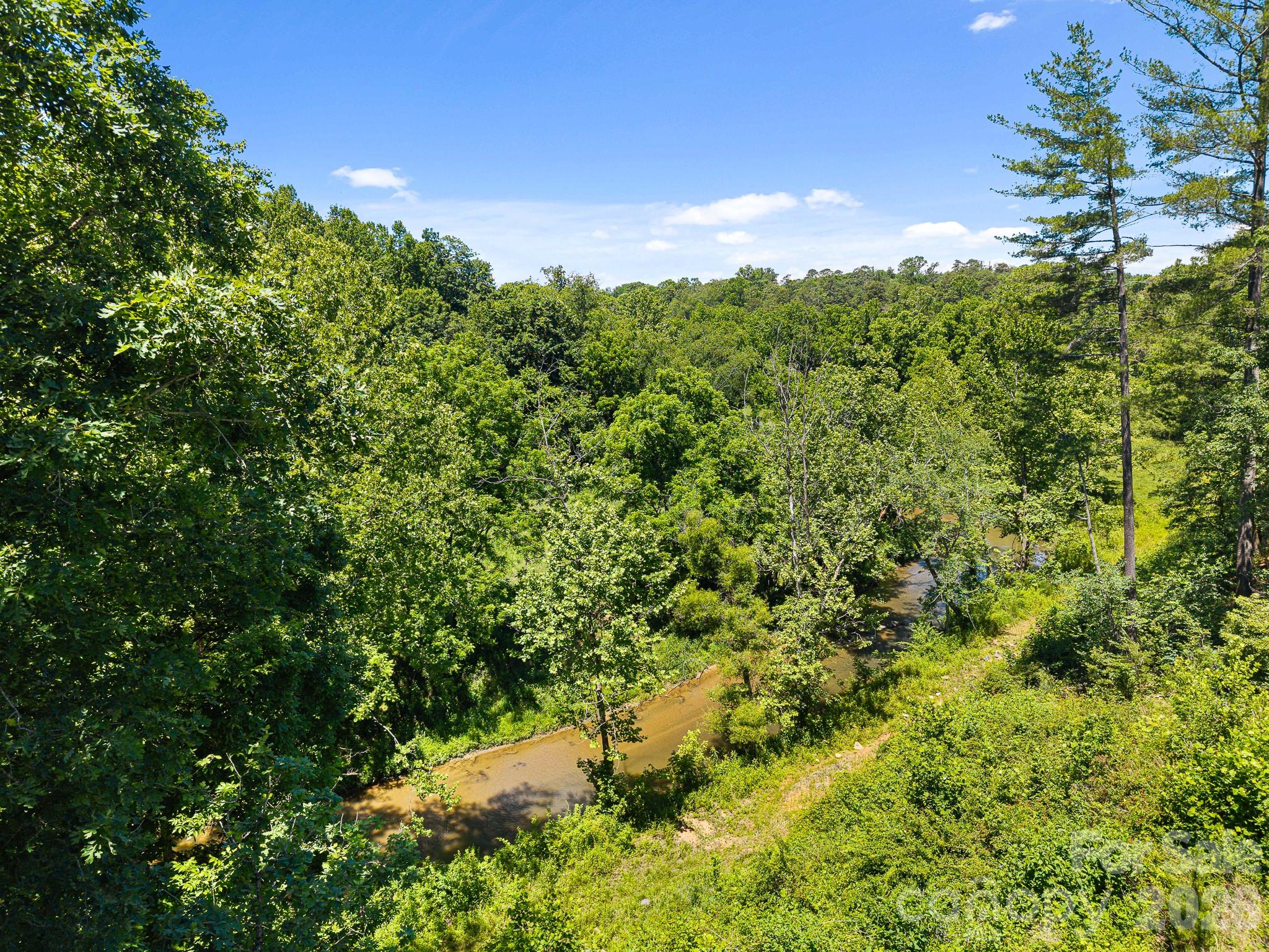 914 Newport Court — Asheville