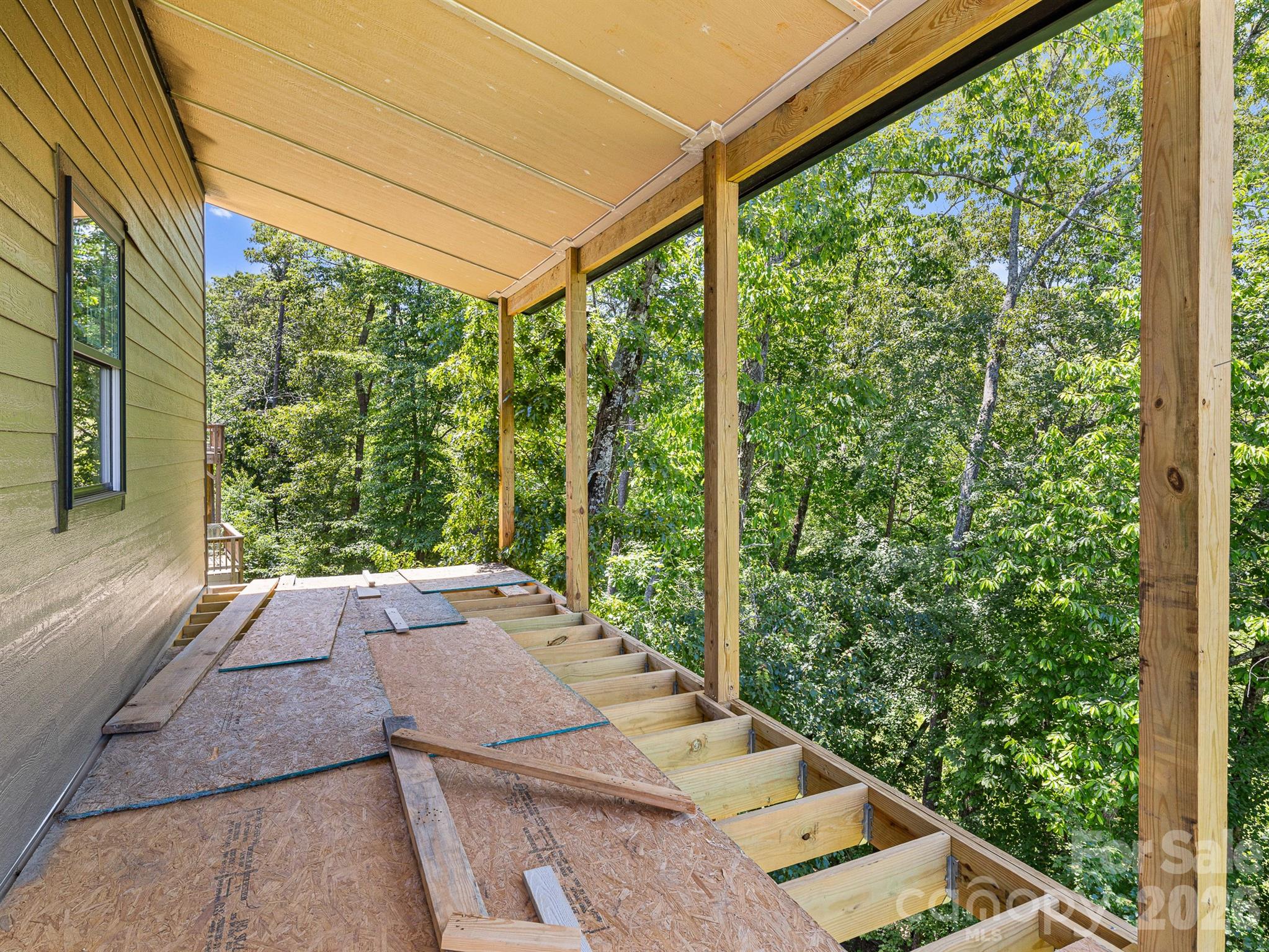 914 Newport Court — Asheville