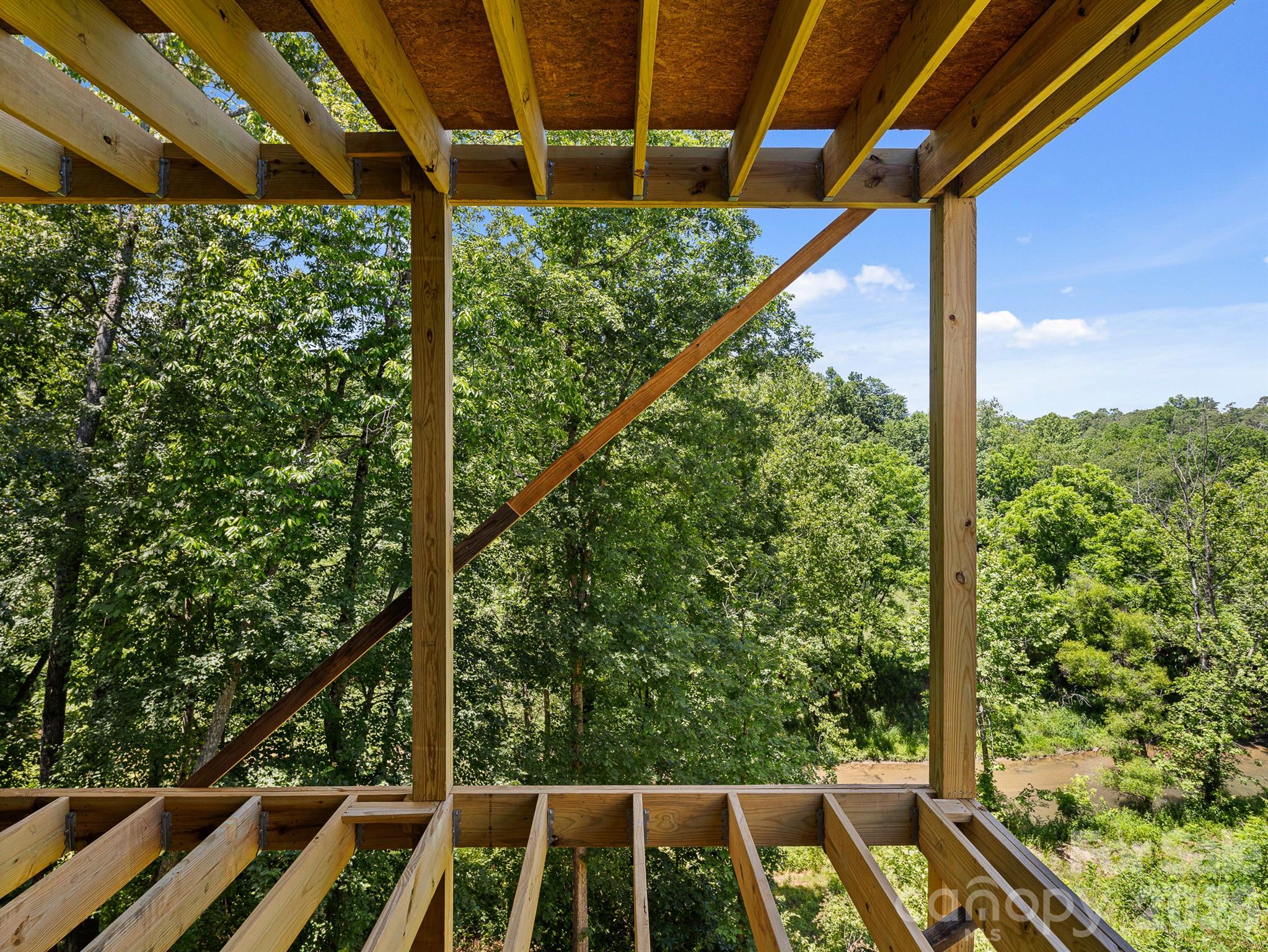 914 Newport Court — Asheville