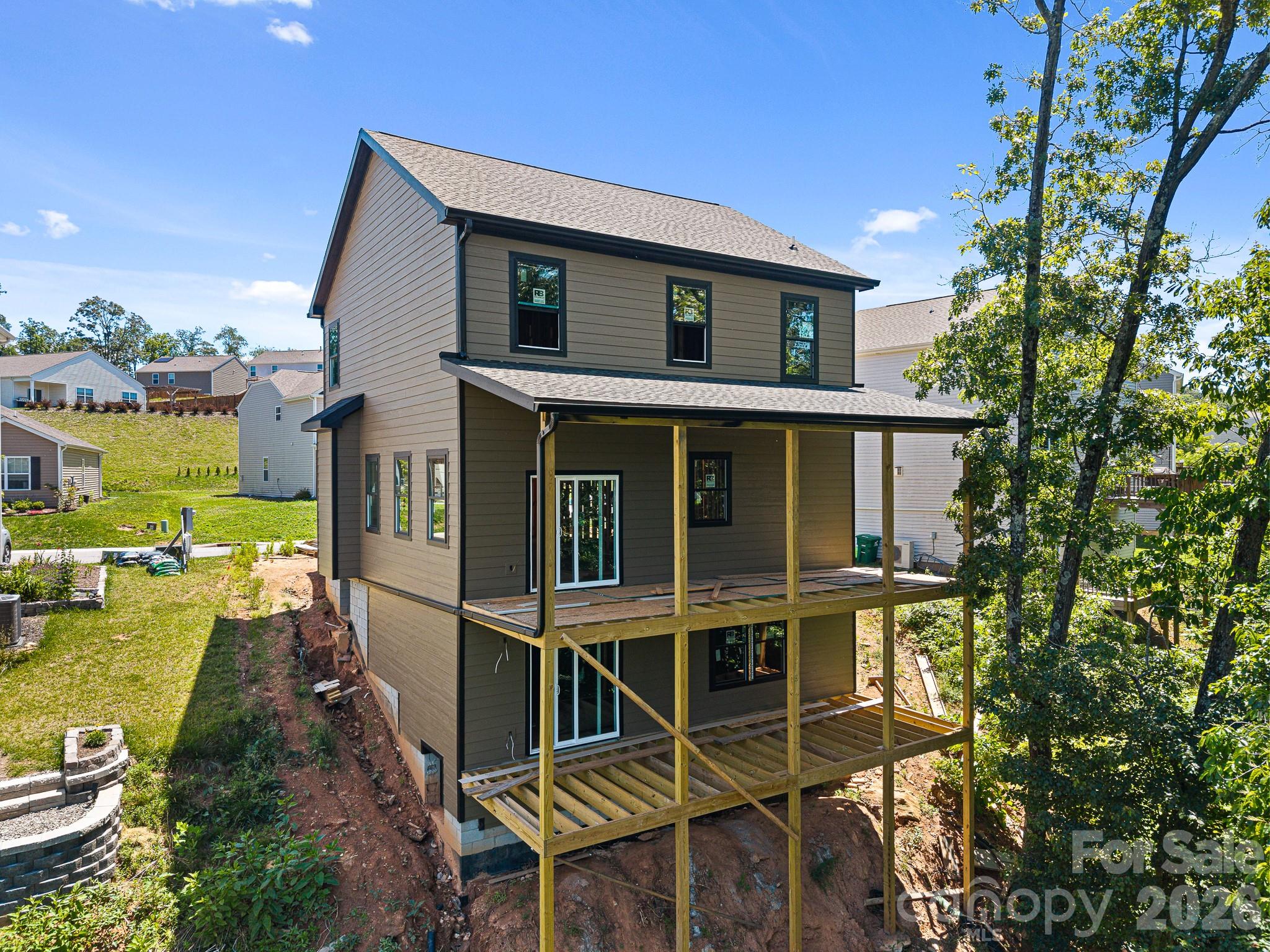 914 Newport Court — Asheville