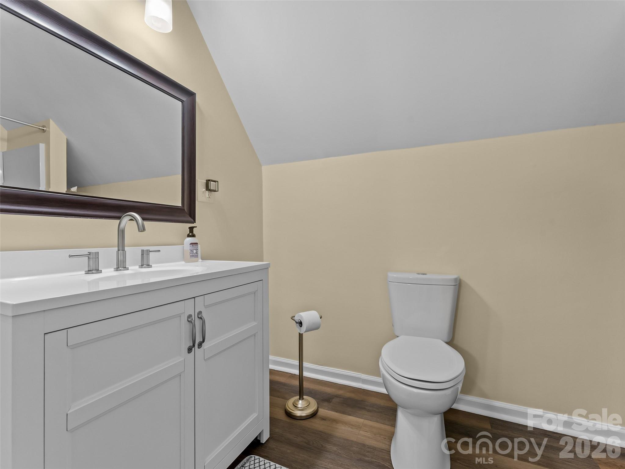 53 Honeysuckle Ridge Road — Pisgah Forest
