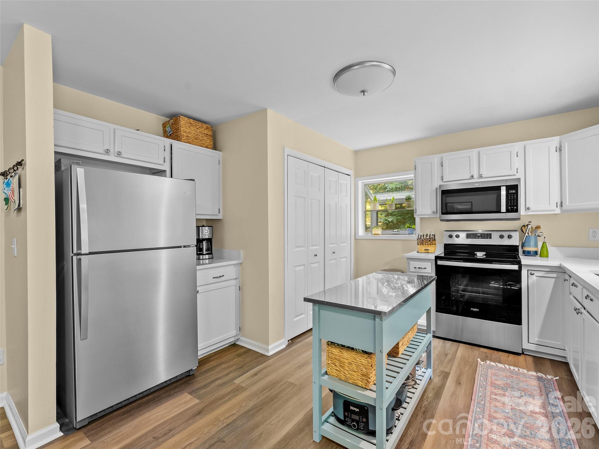 53 Honeysuckle Ridge Road — Pisgah Forest