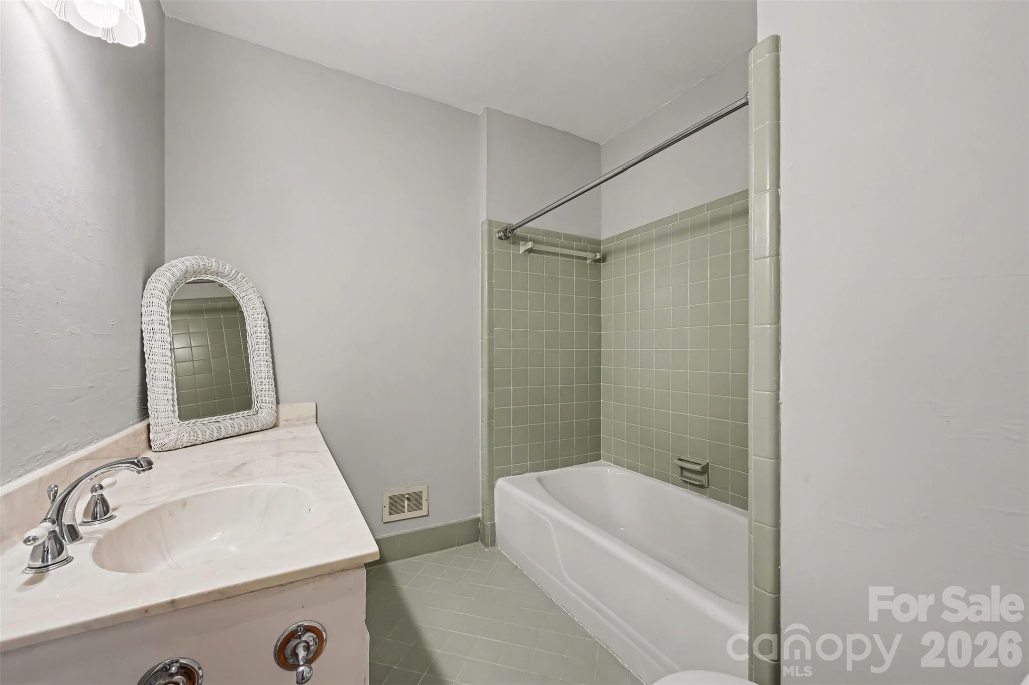 6207 Honegger Drive — Charlotte