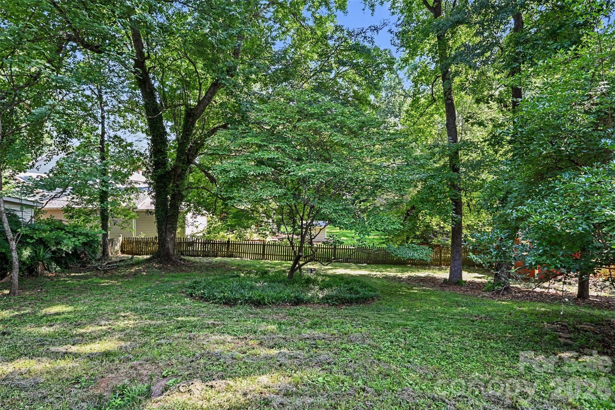 6207 Honegger Drive — Charlotte