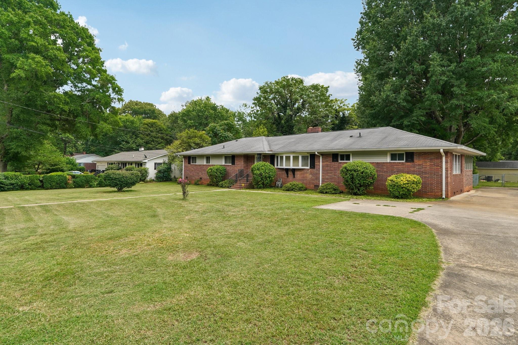 2819 Gardner Park Drive — Gastonia
