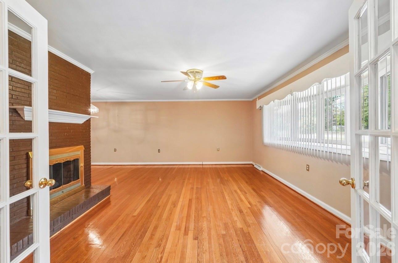 2819 Gardner Park Drive — Gastonia