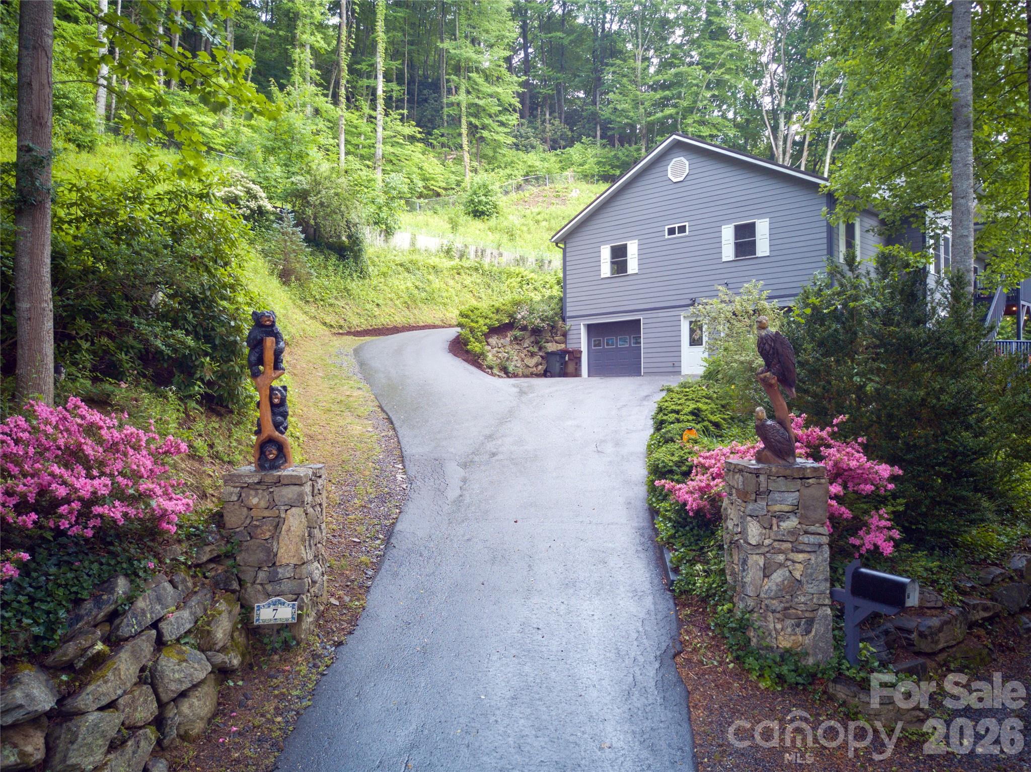 7 Higel Lane — Maggie Valley