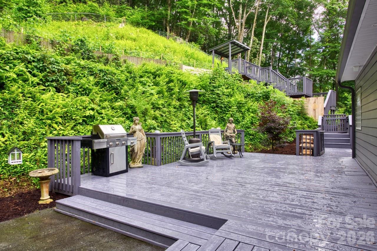 7 Higel Lane — Maggie Valley