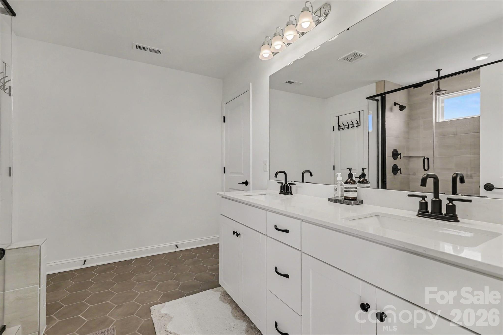 14125 Glaswick Drive — Charlotte