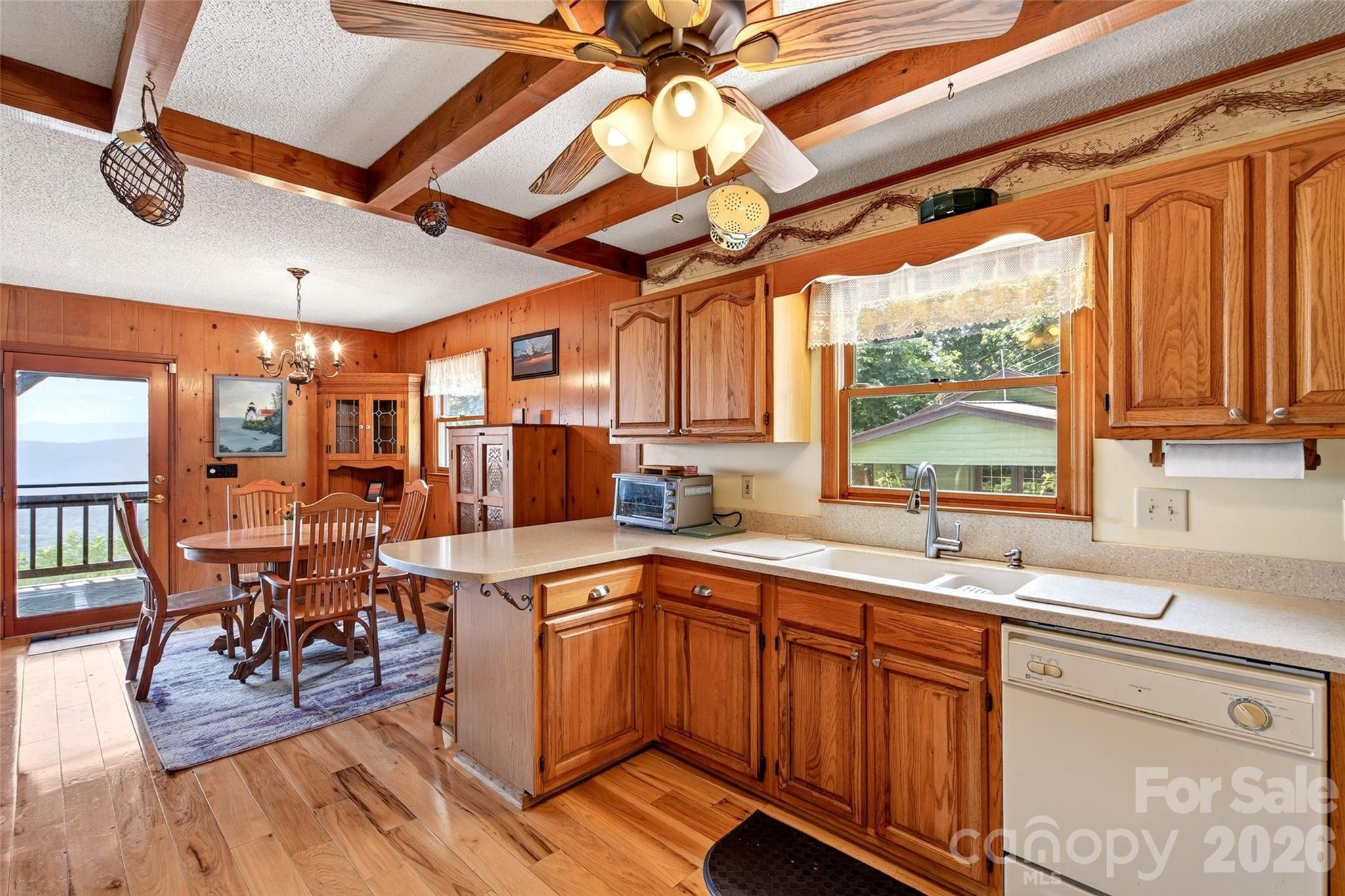 1347 Wipprecht Drive — Spruce Pine