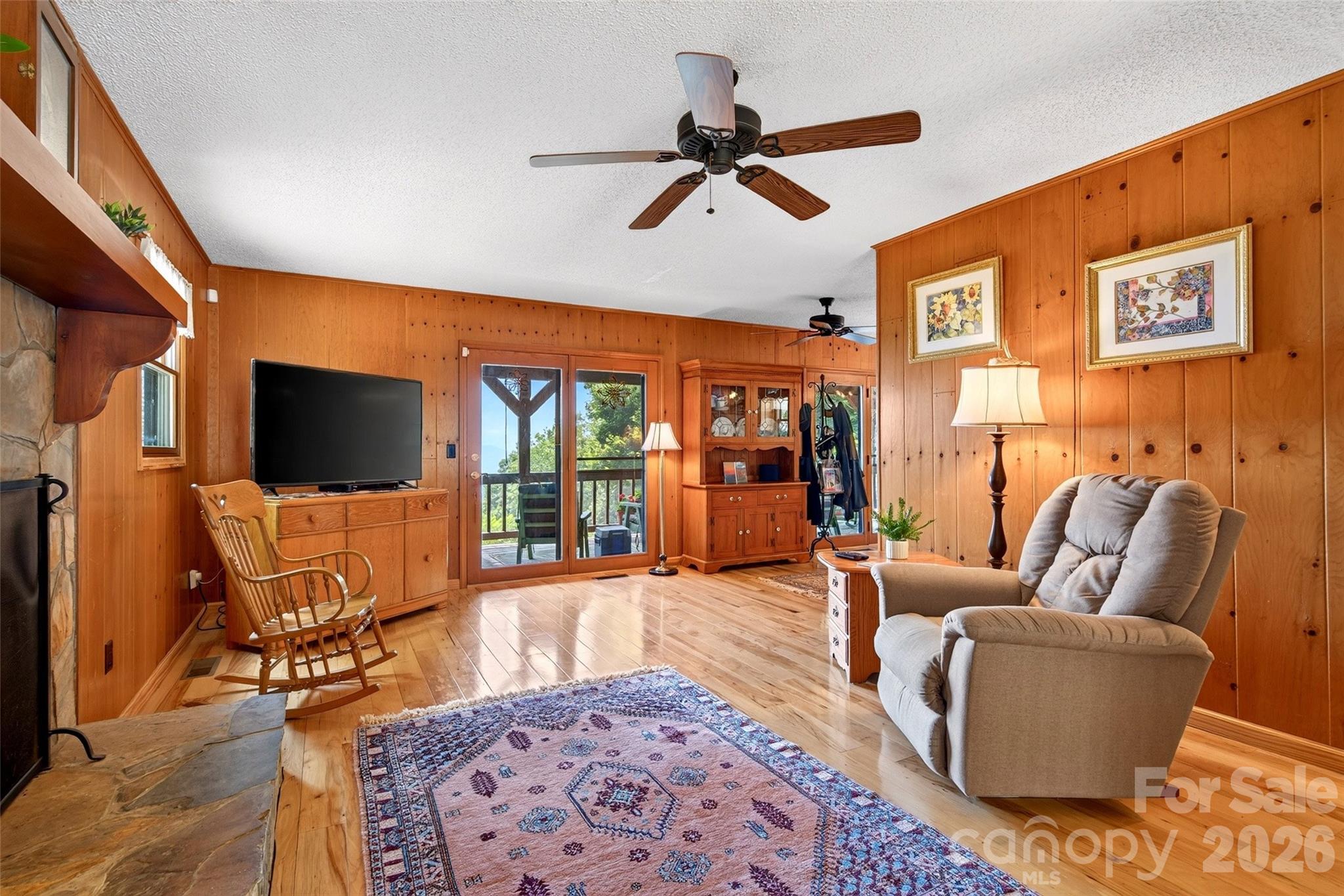 1347 Wipprecht Drive — Spruce Pine