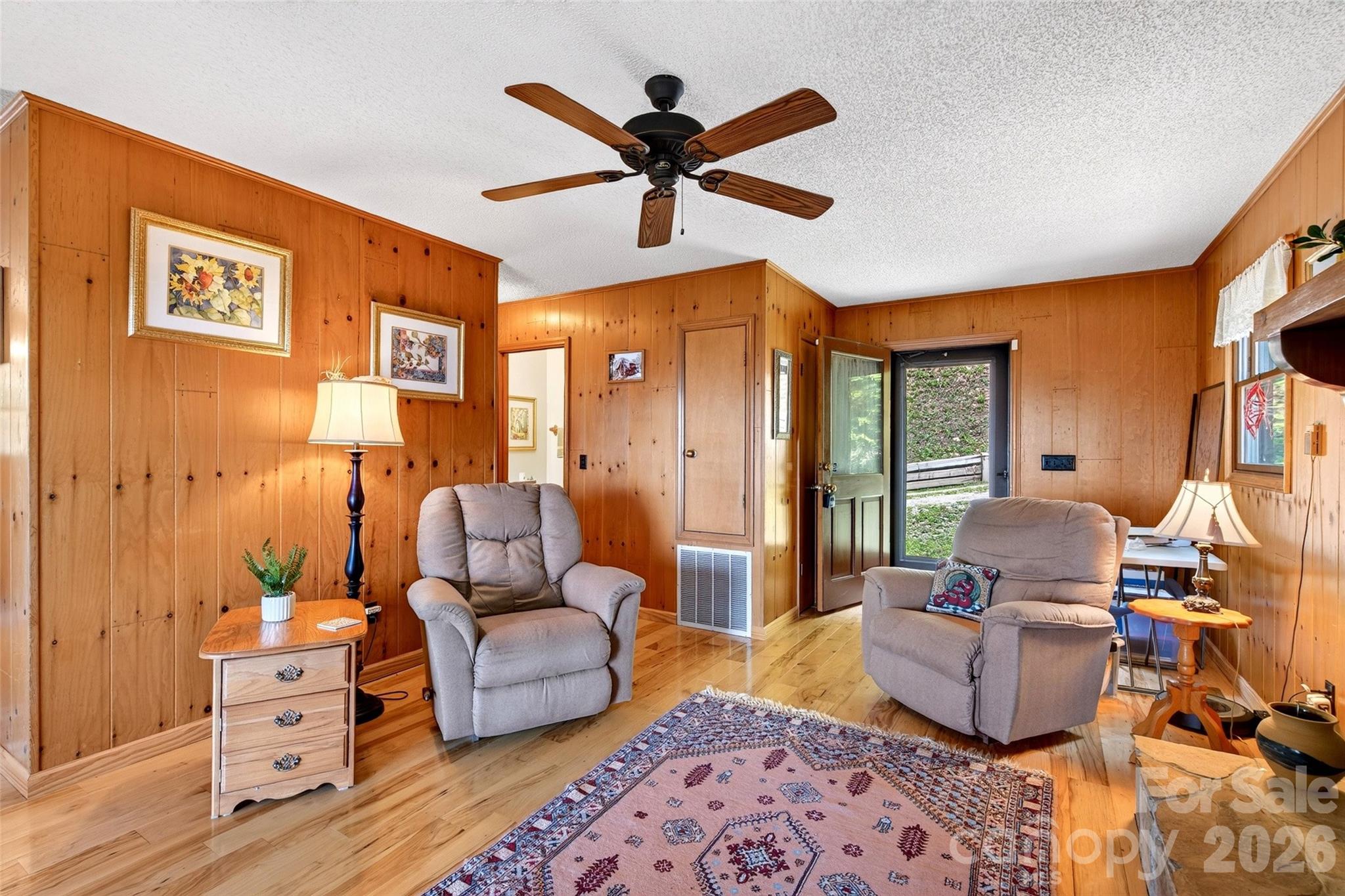 1347 Wipprecht Drive — Spruce Pine