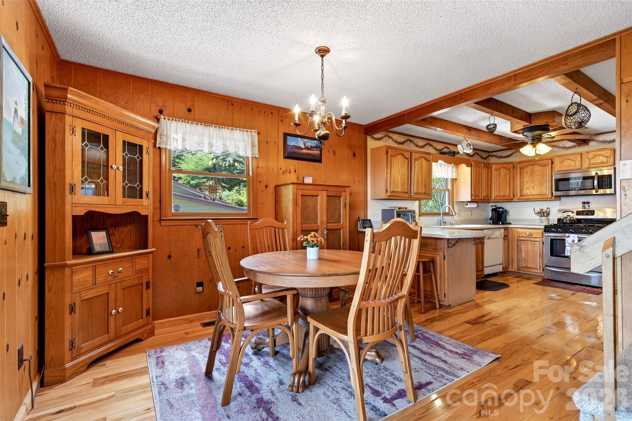 1347 Wipprecht Drive — Spruce Pine