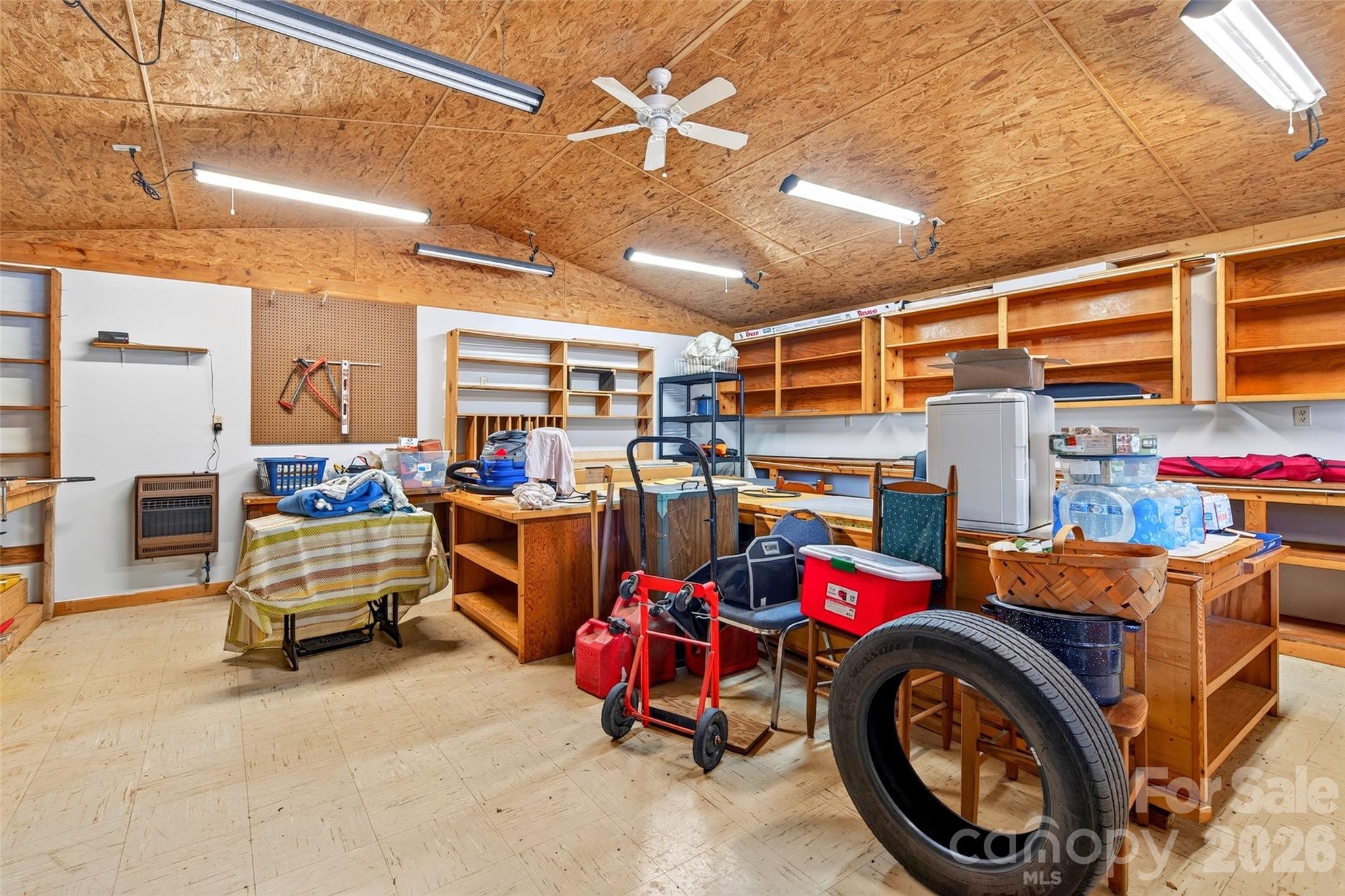 1347 Wipprecht Drive — Spruce Pine