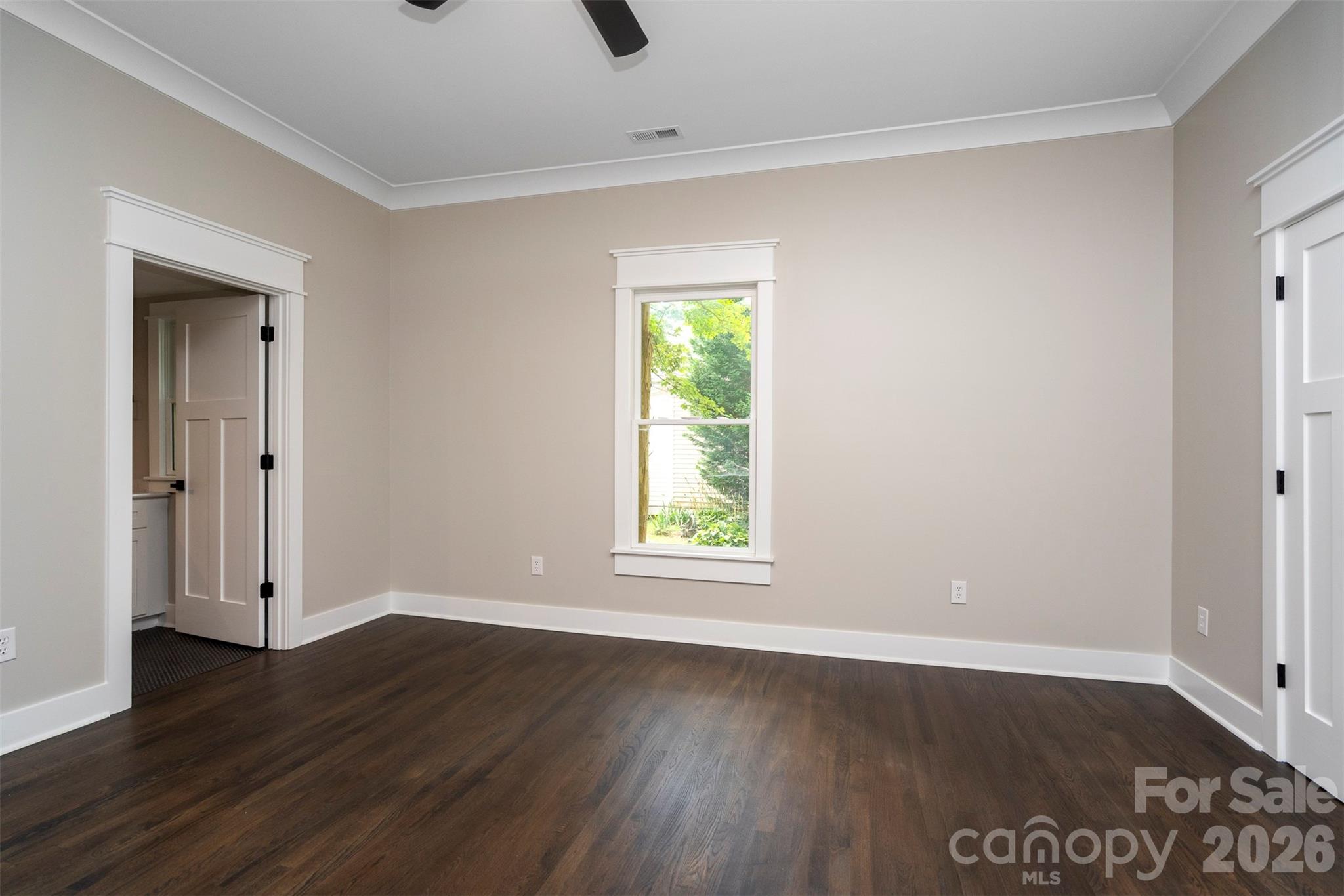 420 E Bank Street — Salisbury