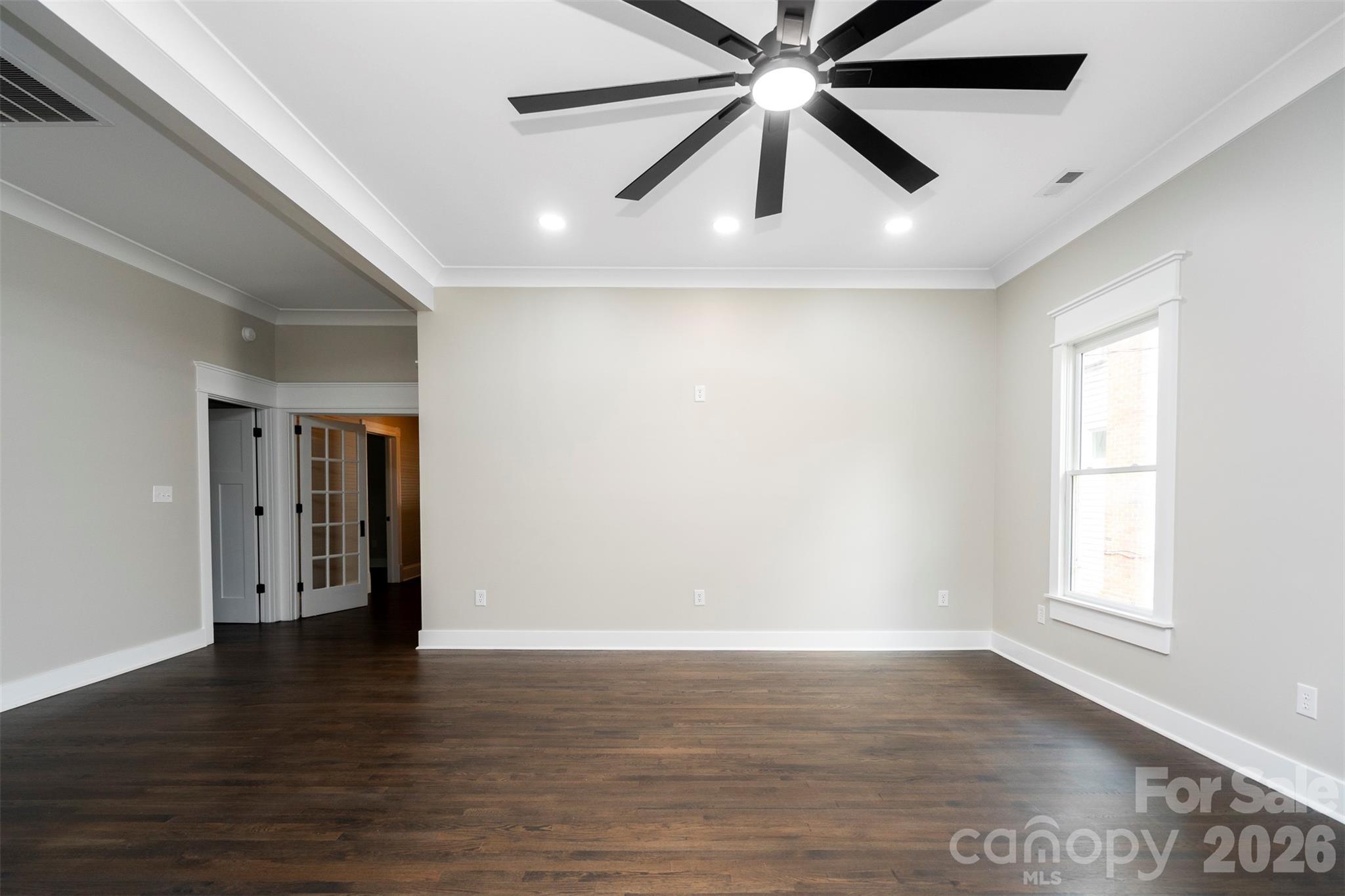 420 E Bank Street — Salisbury