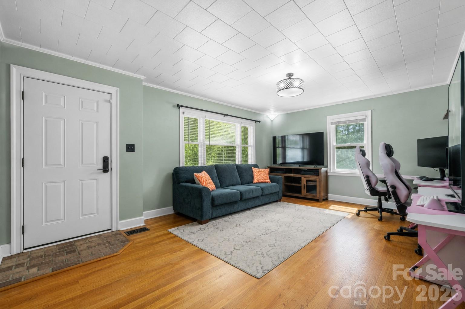 2981 East Maiden Road — Maiden