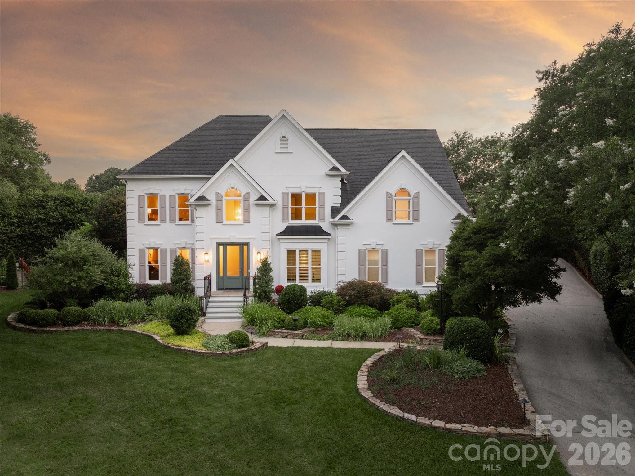 11423 Colonial Country Lane — Charlotte