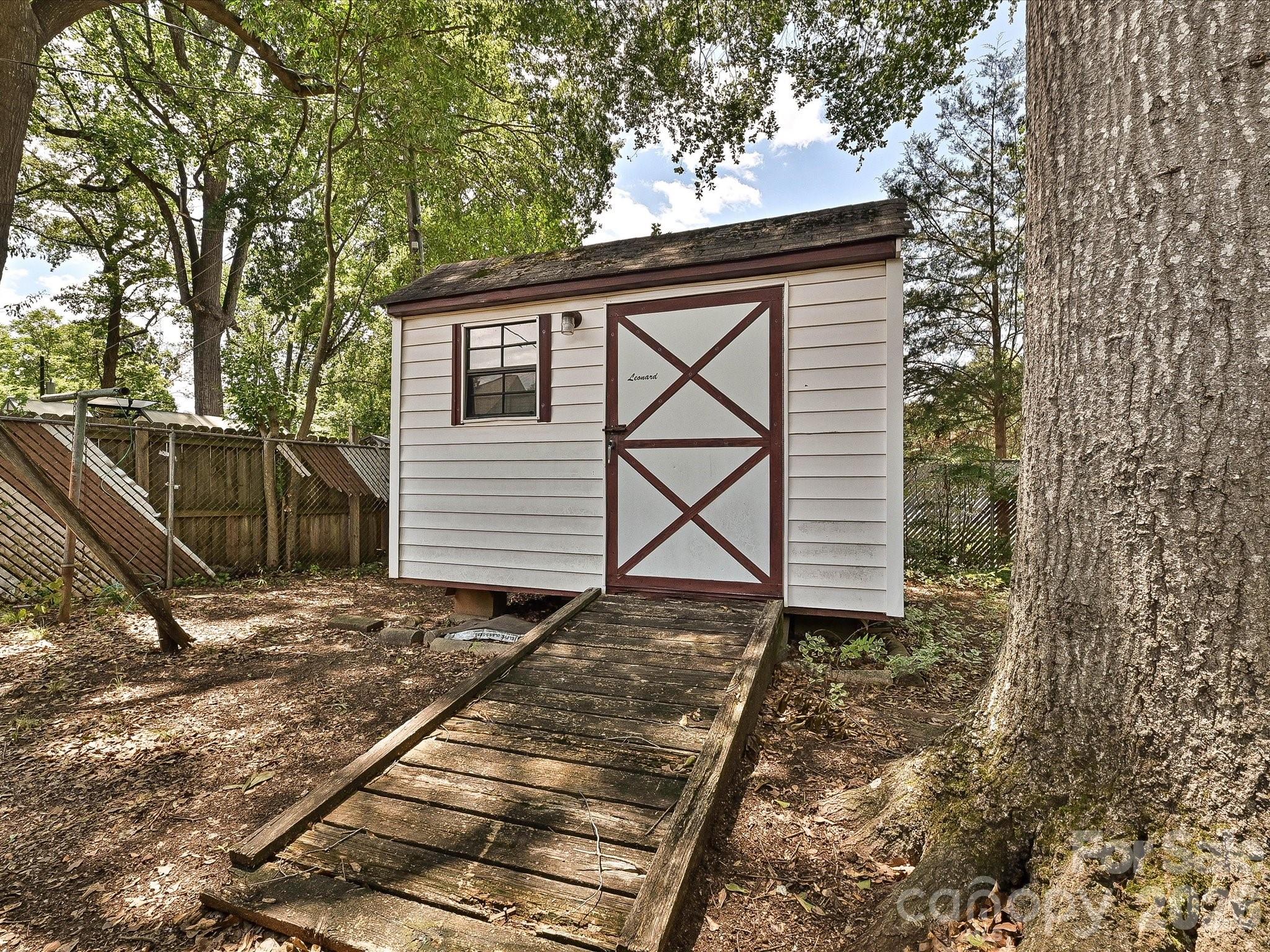 3000 Barfield Drive — Charlotte