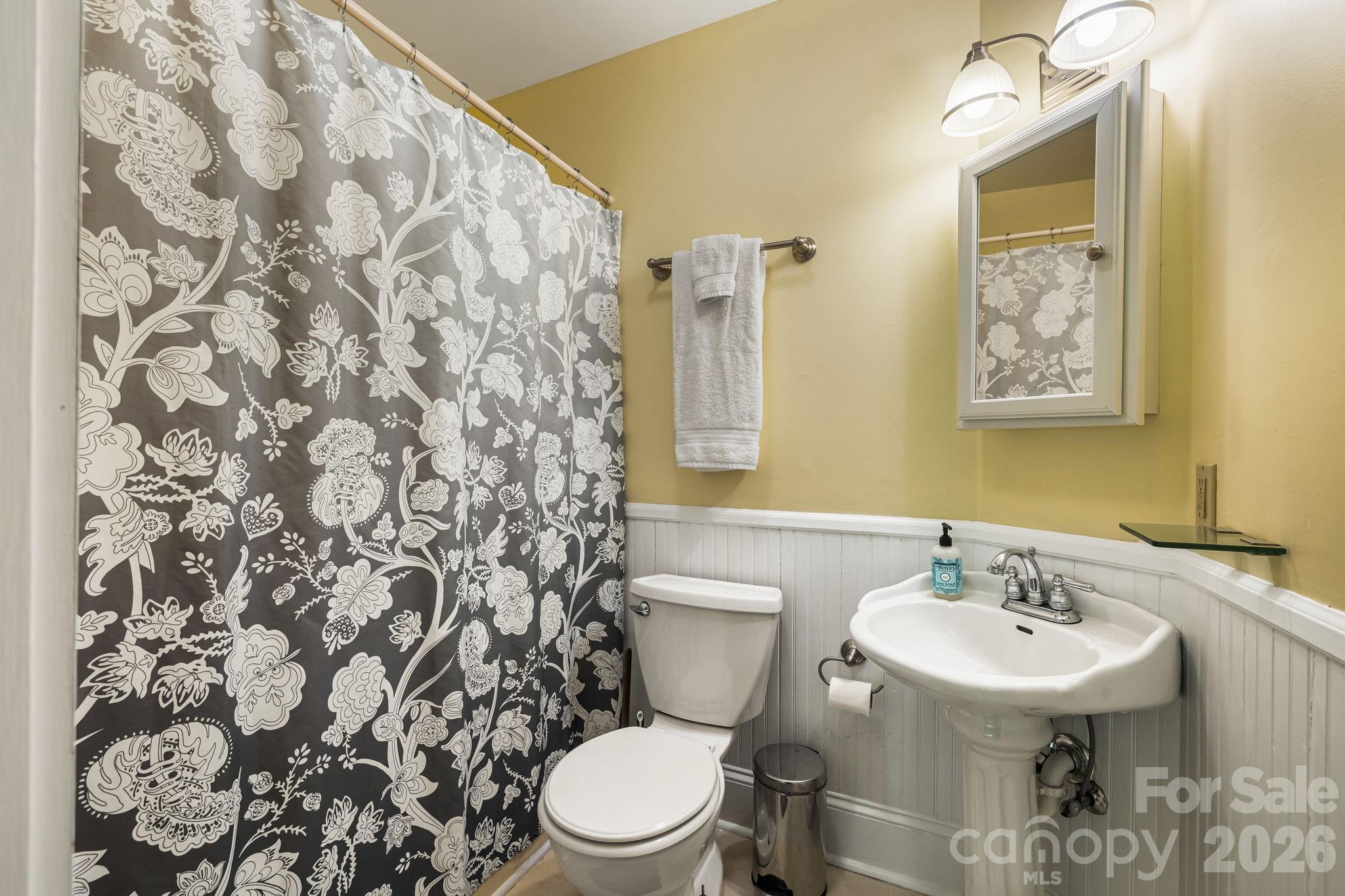 25 Saint Dunstans Circle — Asheville