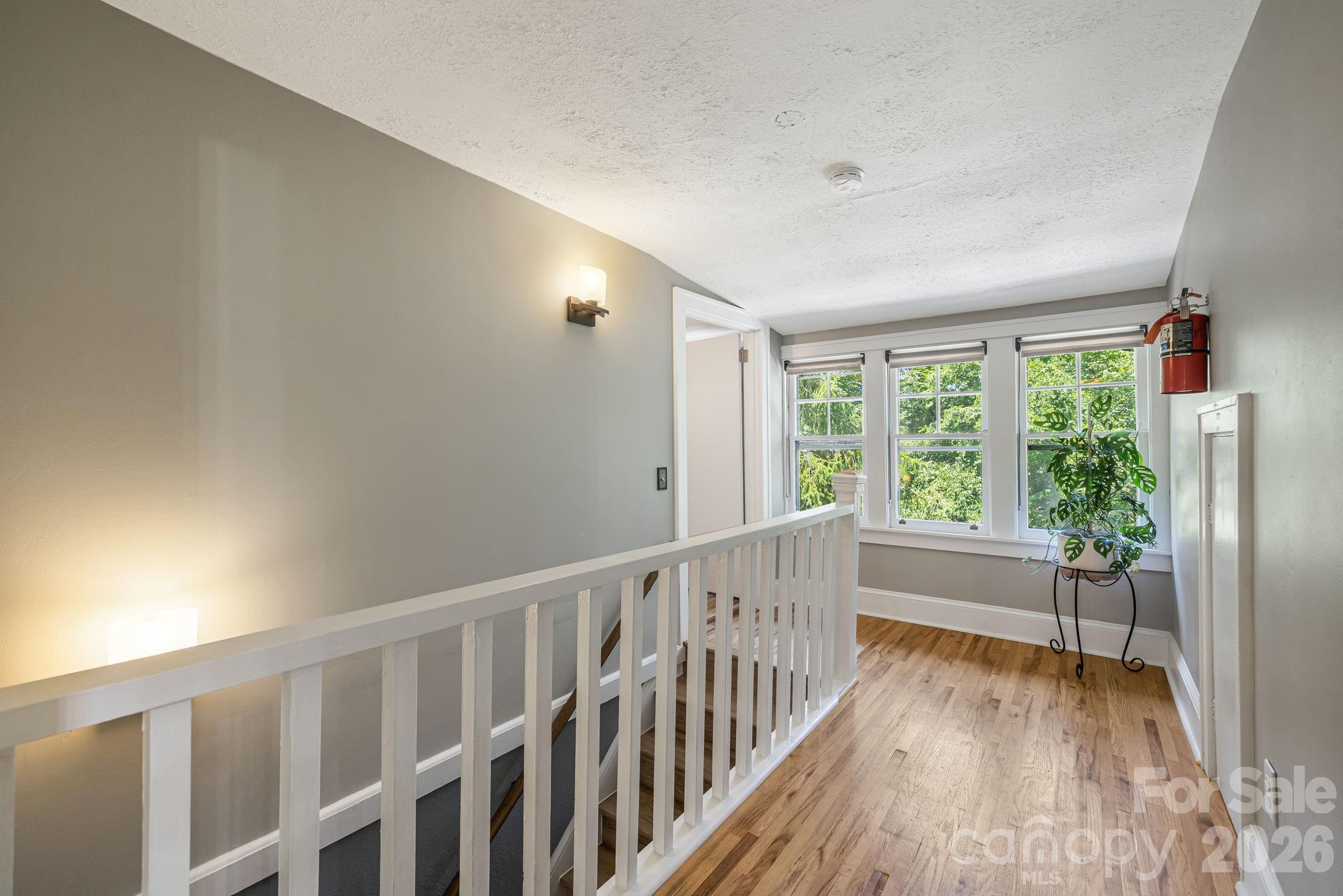 25 Saint Dunstans Circle — Asheville