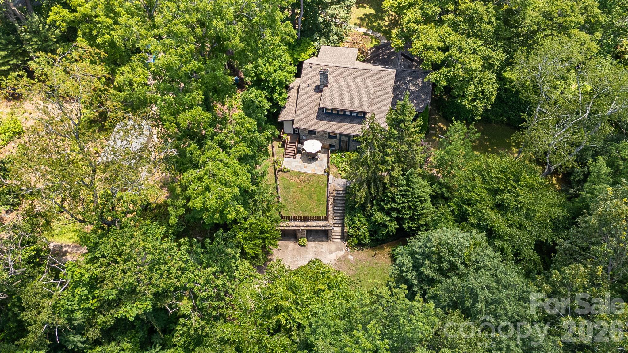 25 Saint Dunstans Circle — Asheville