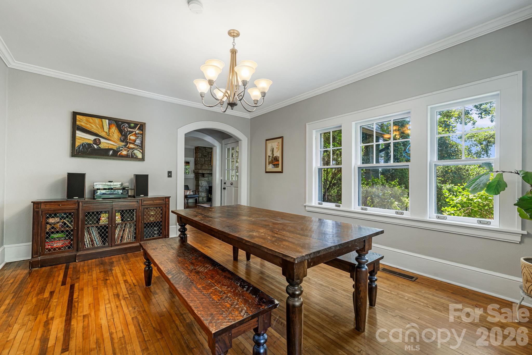 25 Saint Dunstans Circle — Asheville