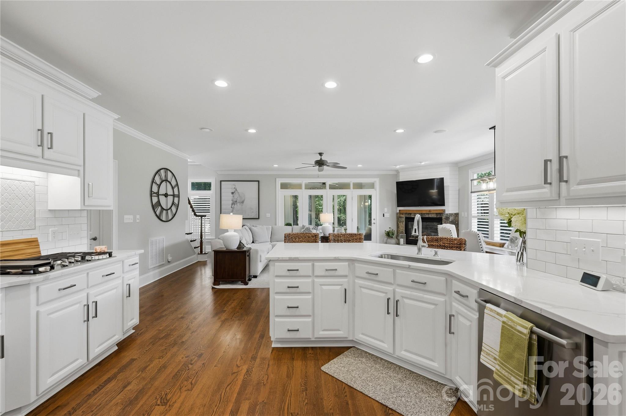 103 White Crest Court — Mooresville