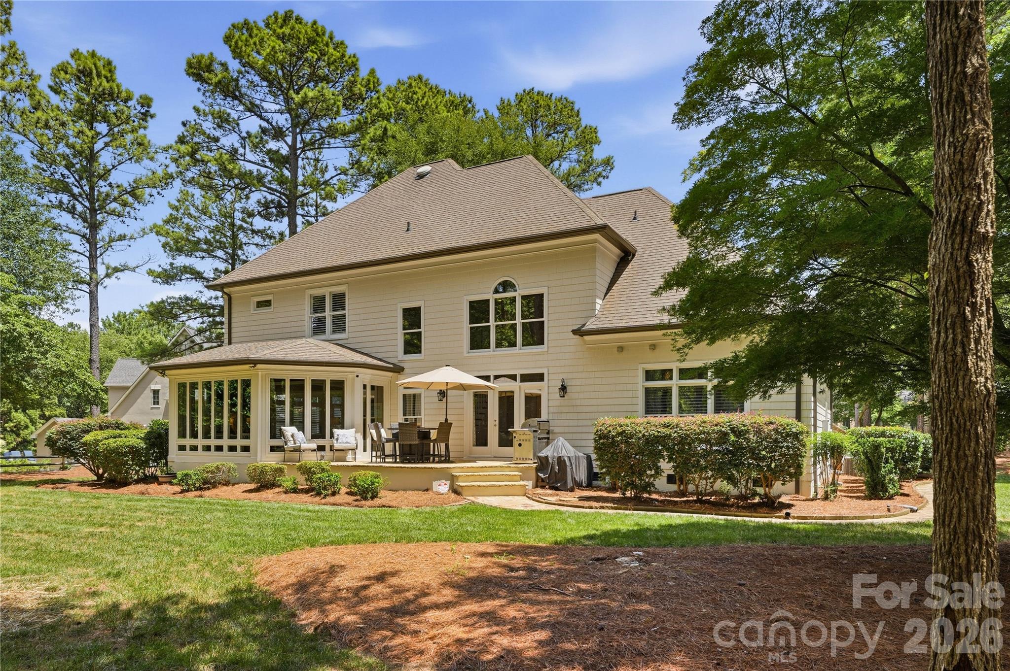 103 White Crest Court — Mooresville