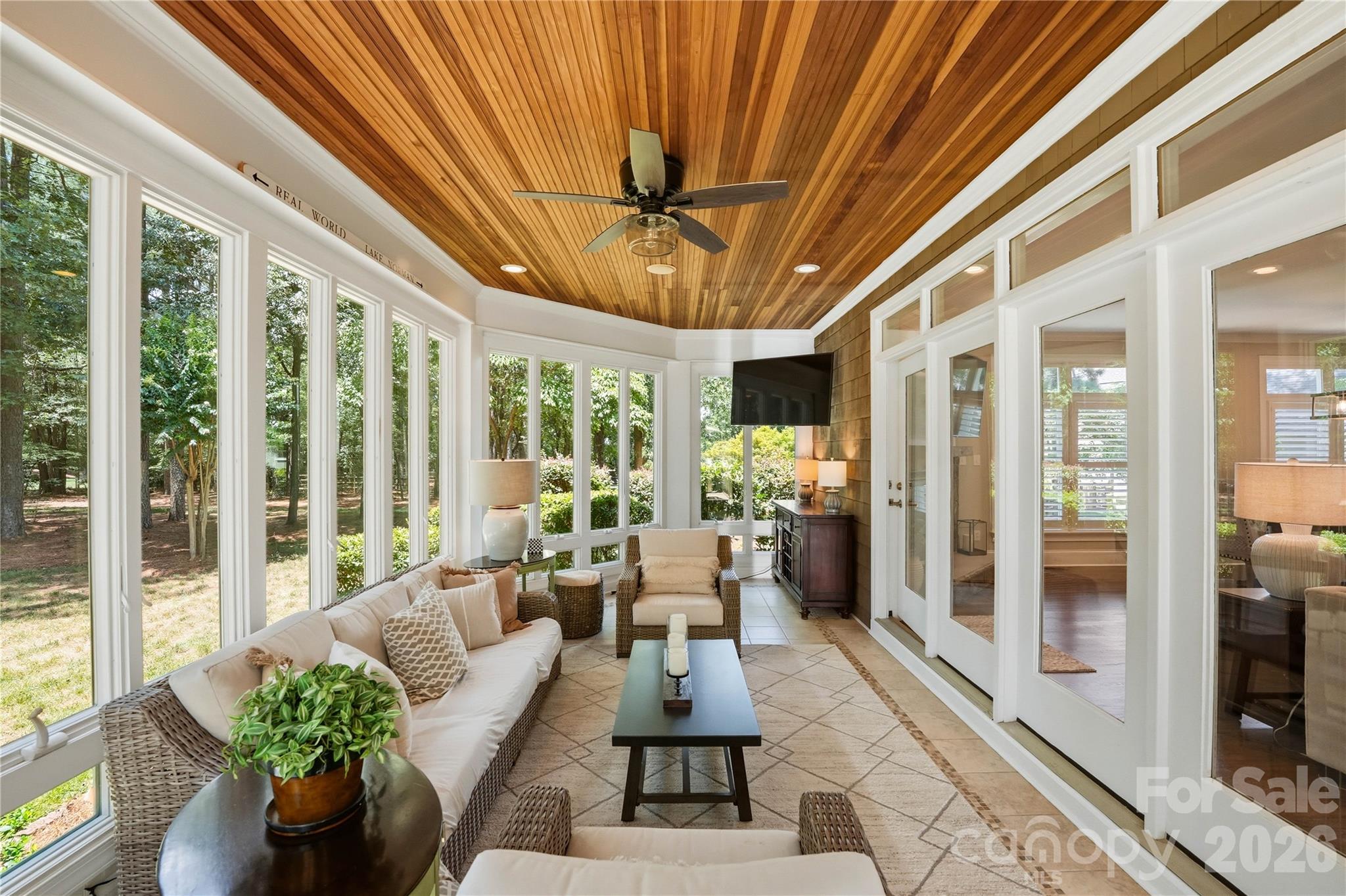 103 White Crest Court — Mooresville