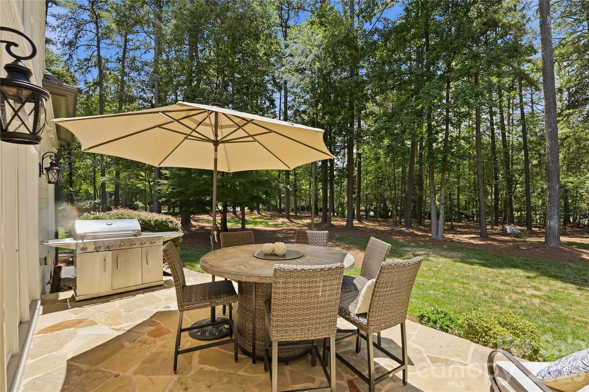 103 White Crest Court — Mooresville