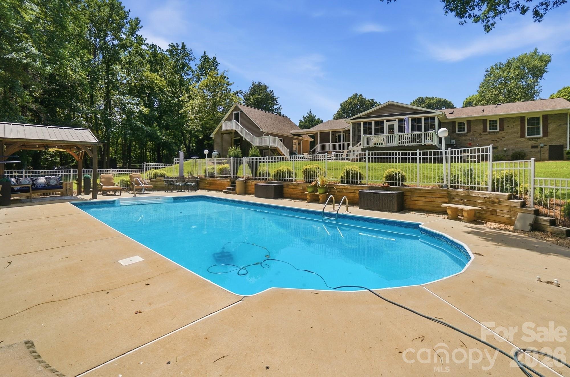 107 Mistywood Drive — Mount Holly