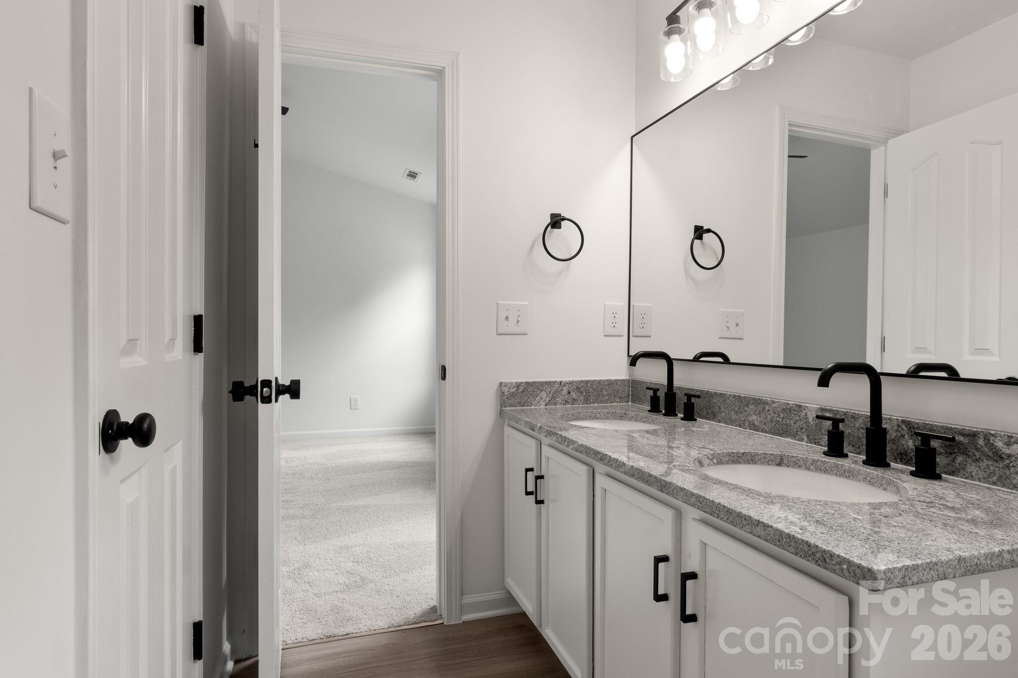 11125 Northwoods Forest Drive — Charlotte