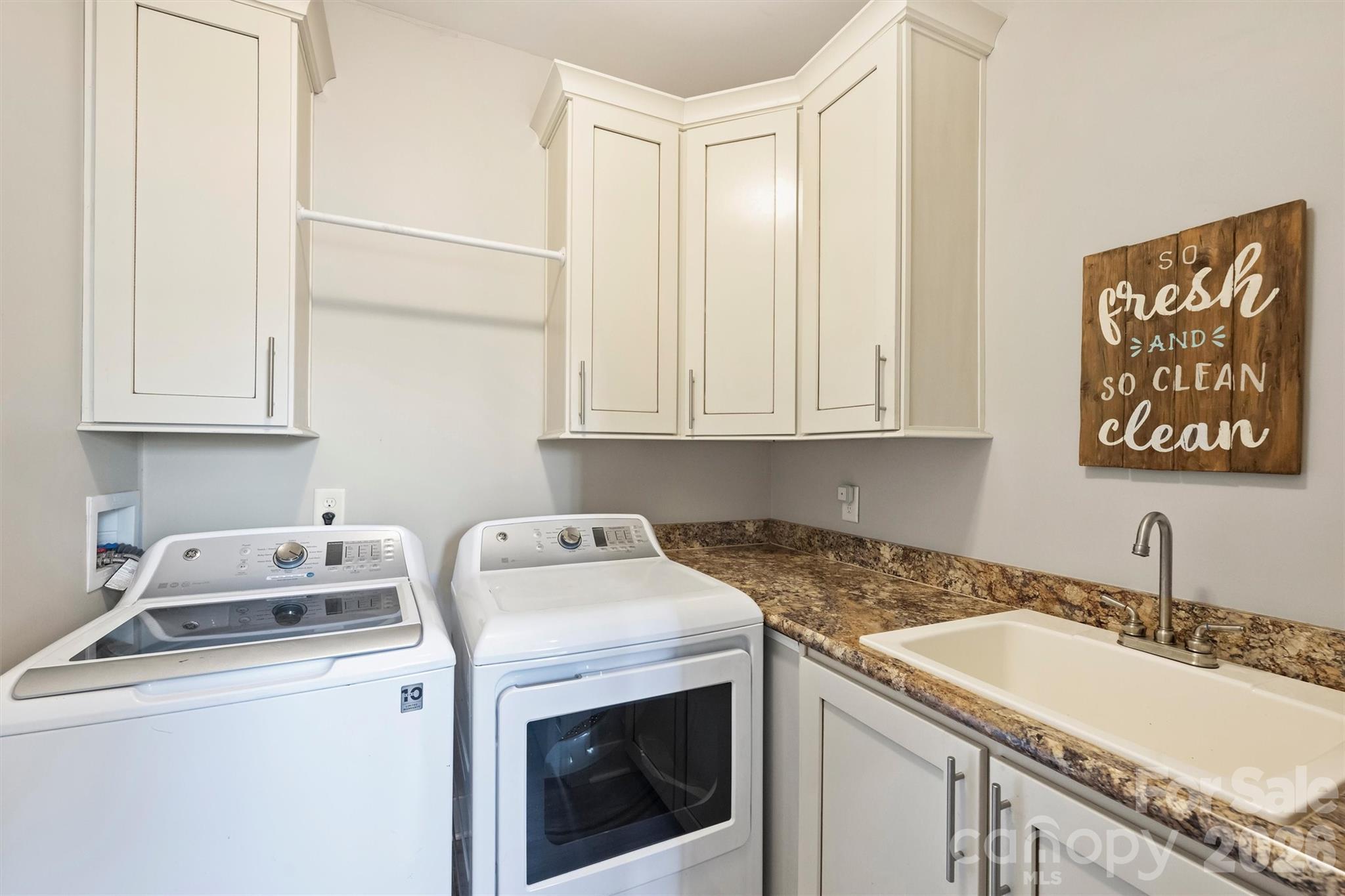 10943 Harrisburg Road — Fort Mill