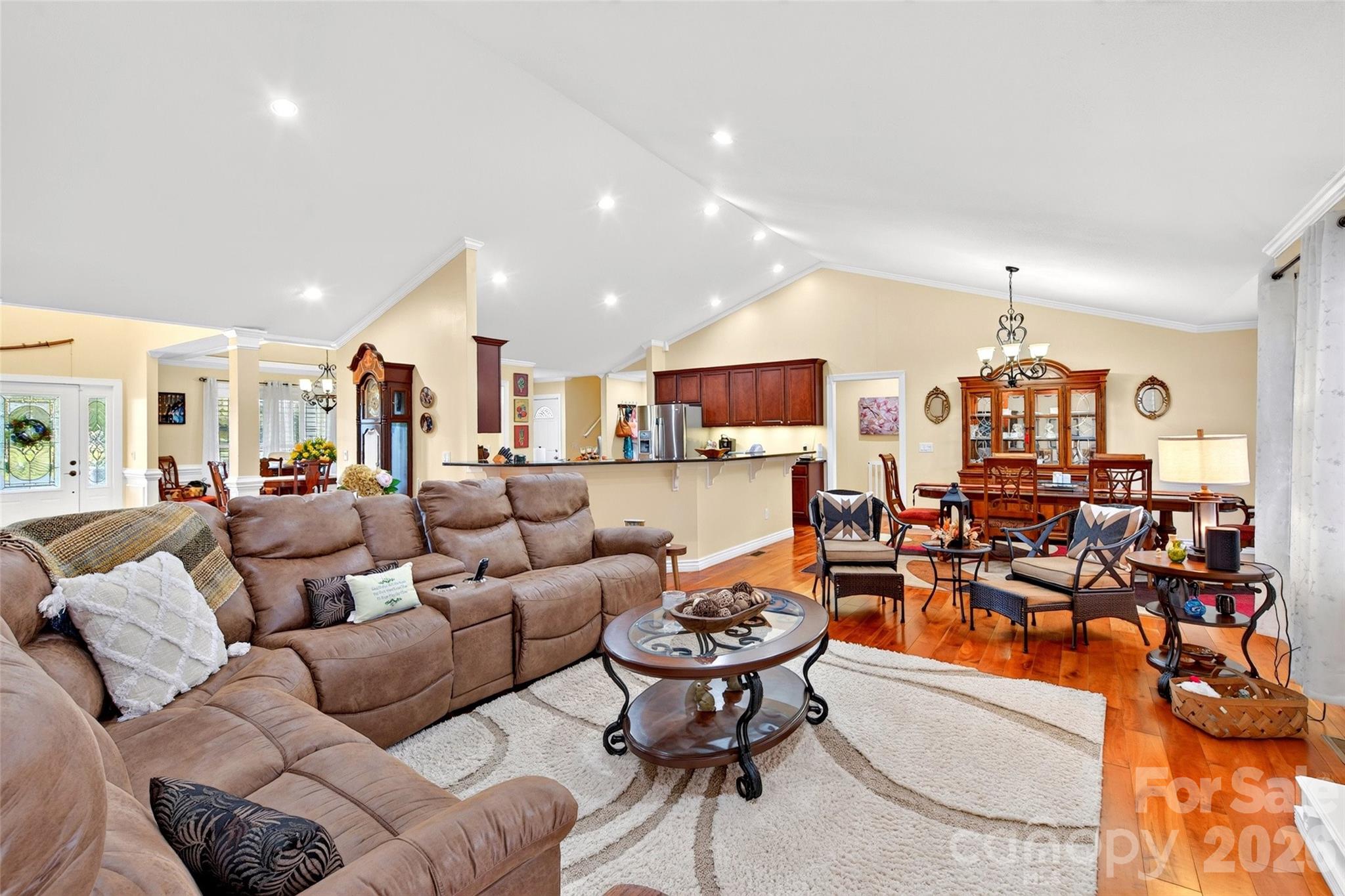 1174 Dale Road — Spruce Pine