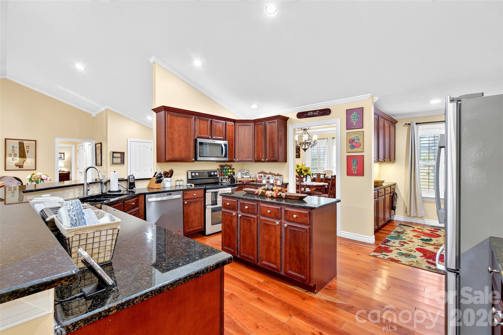 1174 Dale Road — Spruce Pine