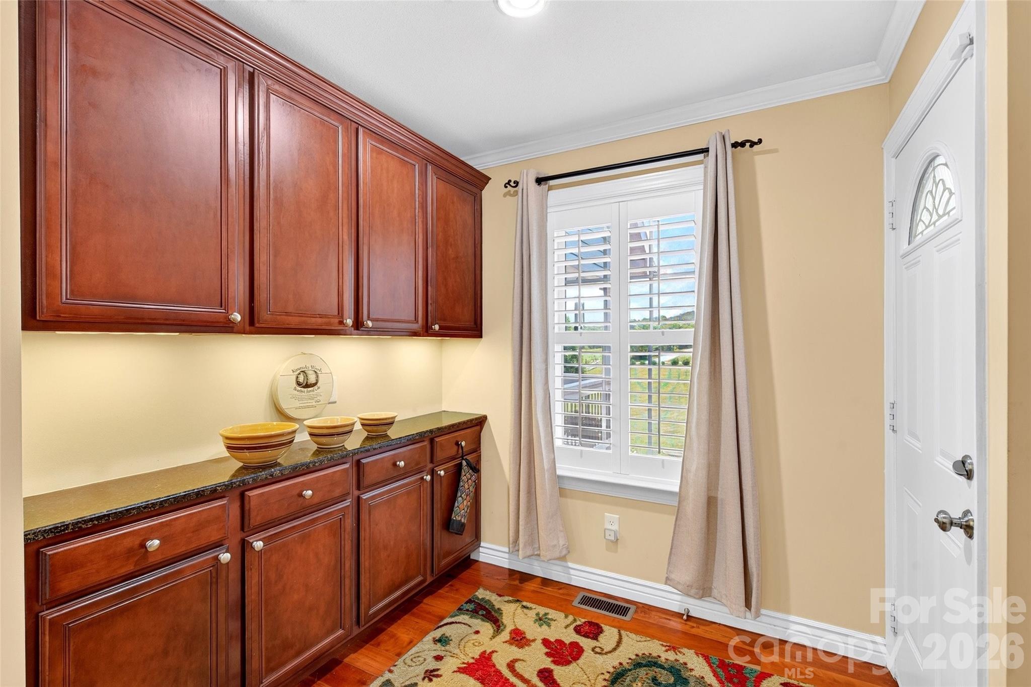 1174 Dale Road — Spruce Pine