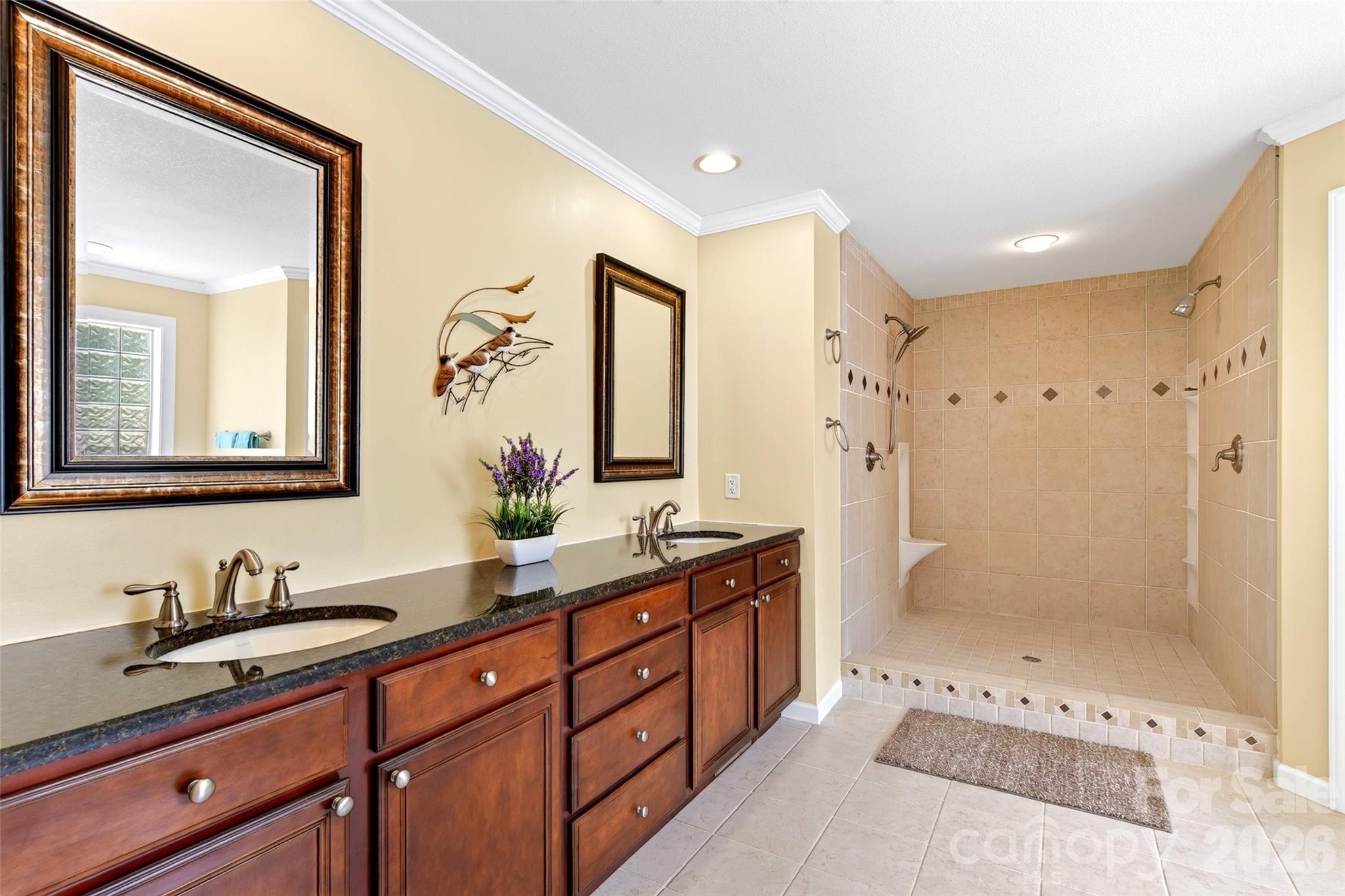1174 Dale Road — Spruce Pine