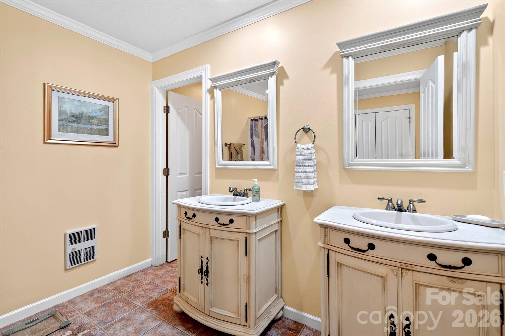 1174 Dale Road — Spruce Pine
