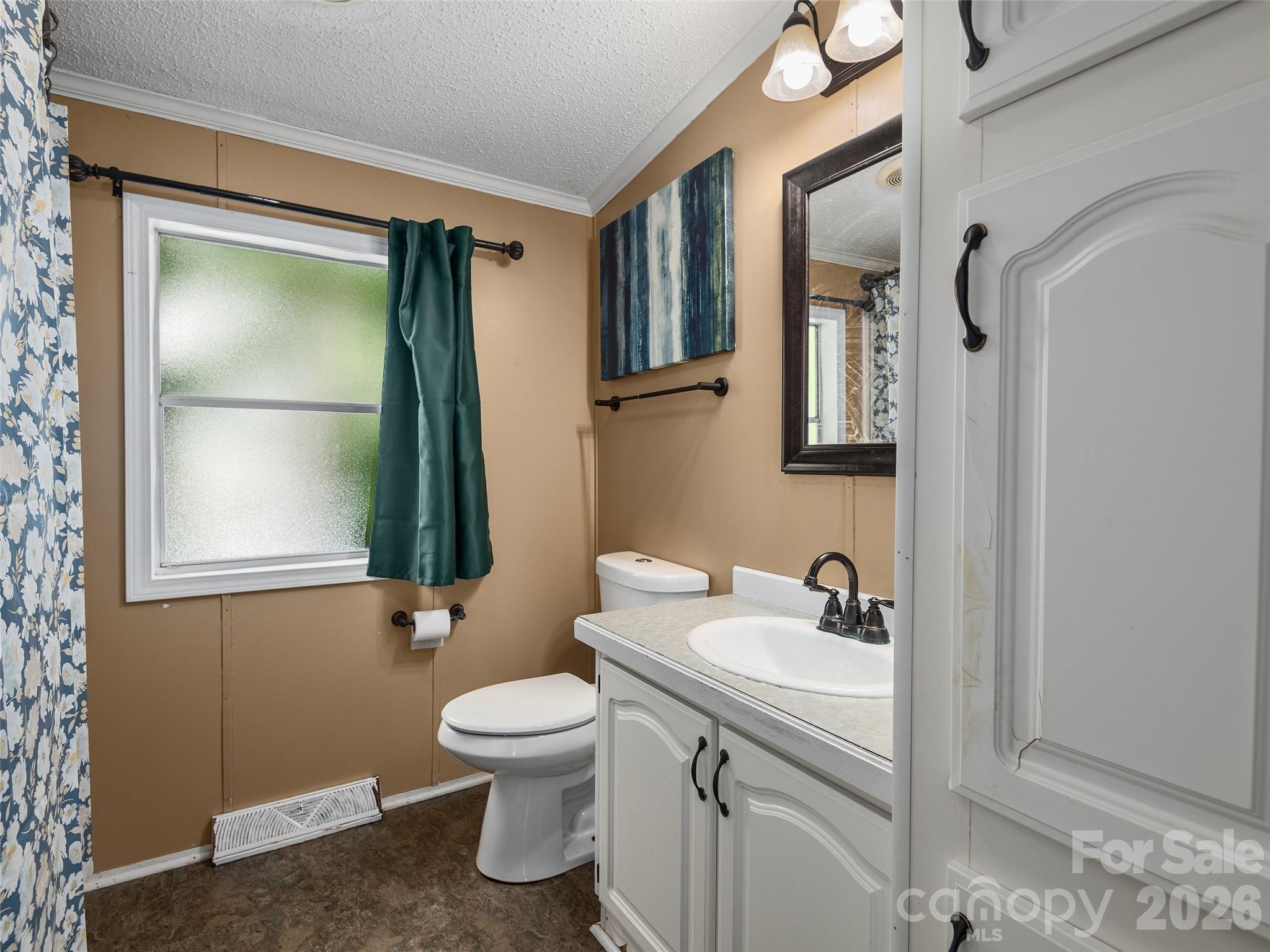 36 Jason Case Drive — Candler