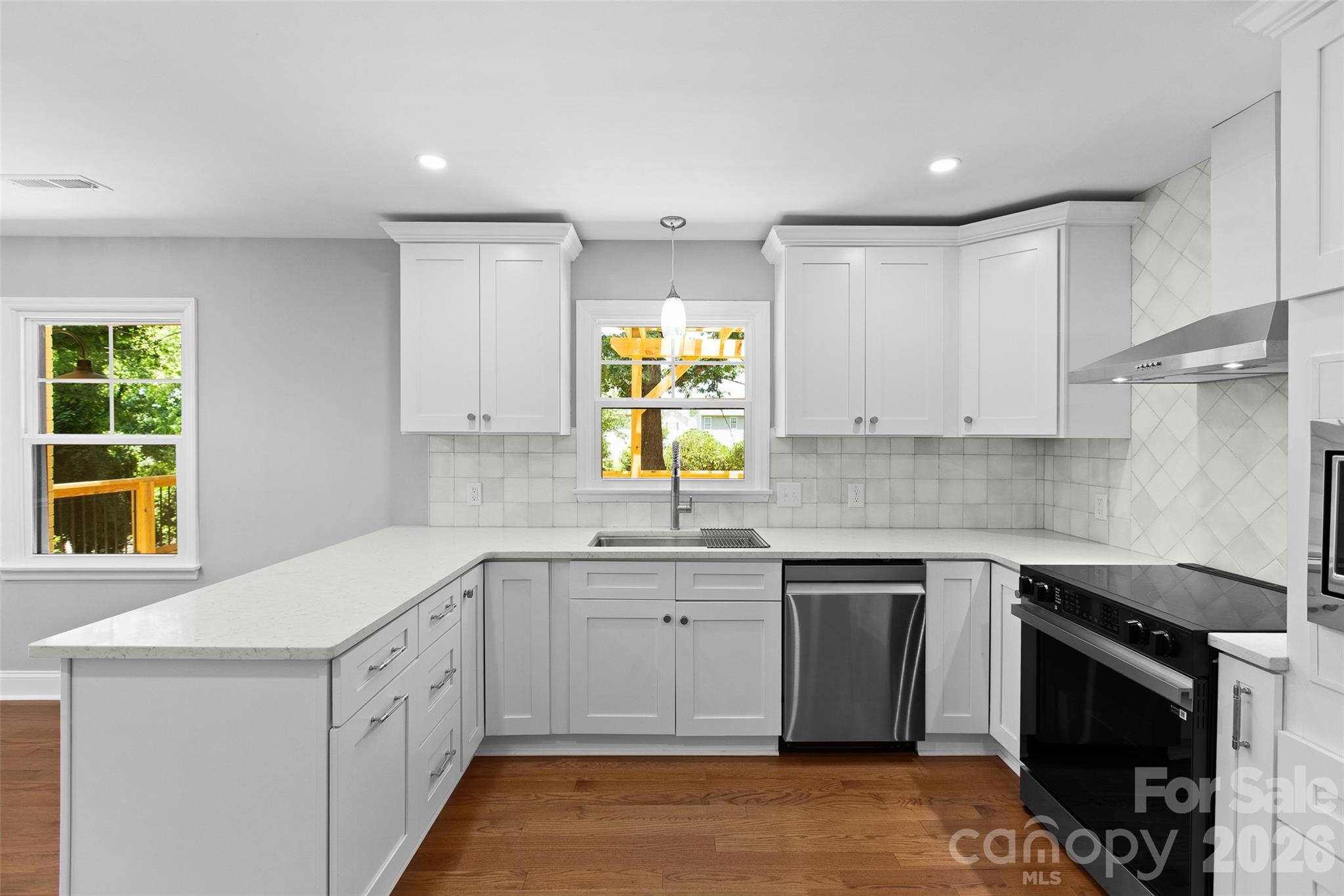 840 Marions Country Lane — Rural Hall