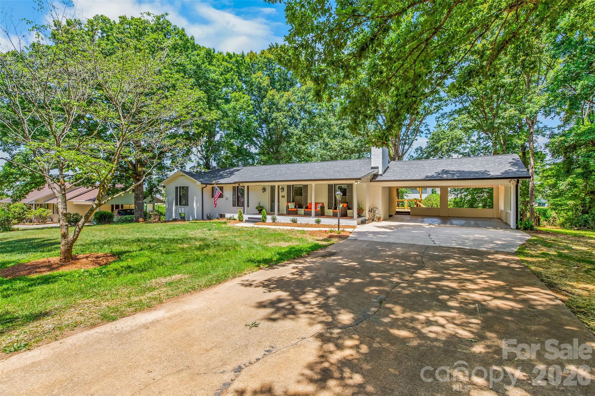 840 Marions Country Lane — Rural Hall