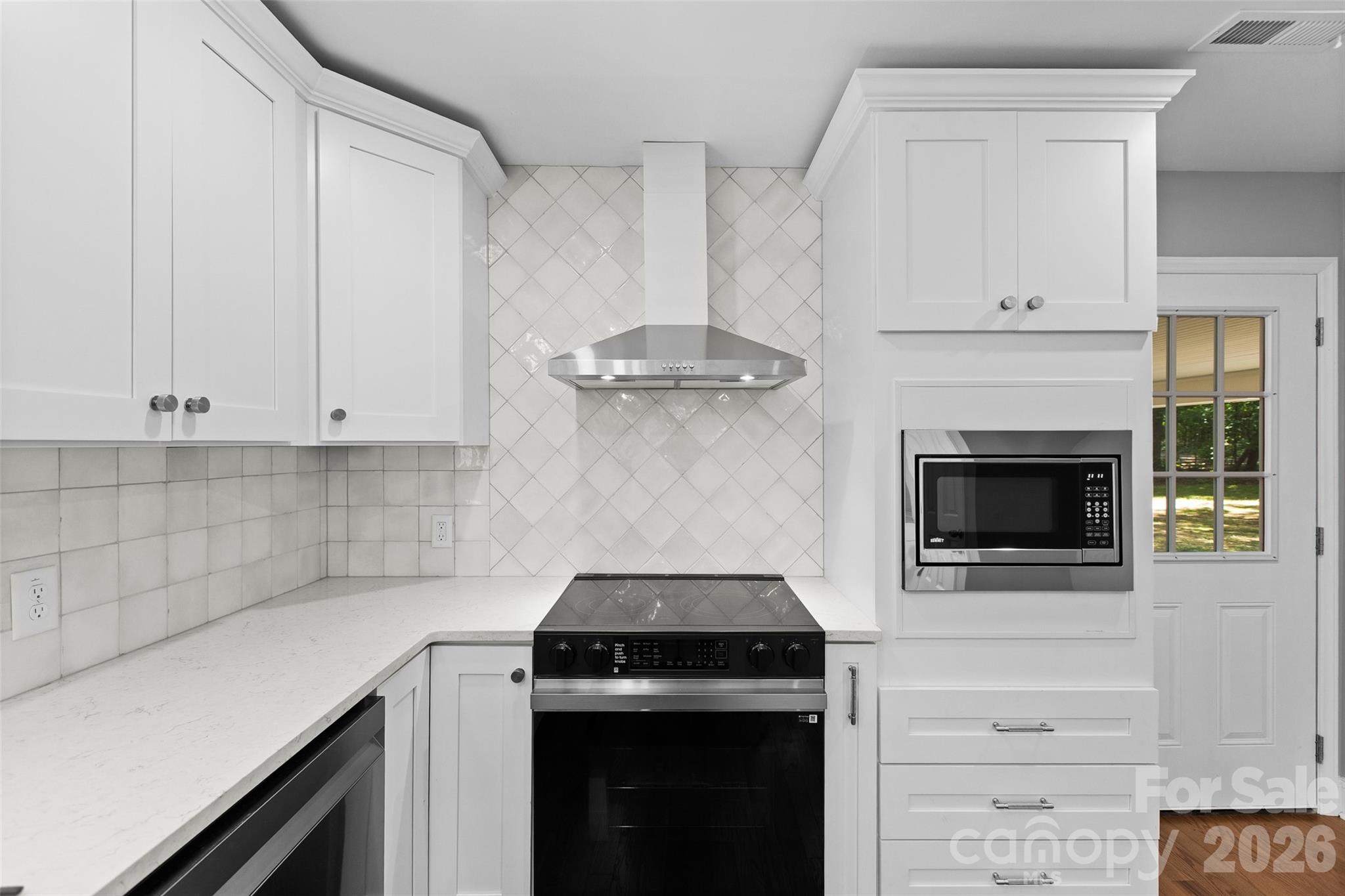 840 Marions Country Lane — Rural Hall