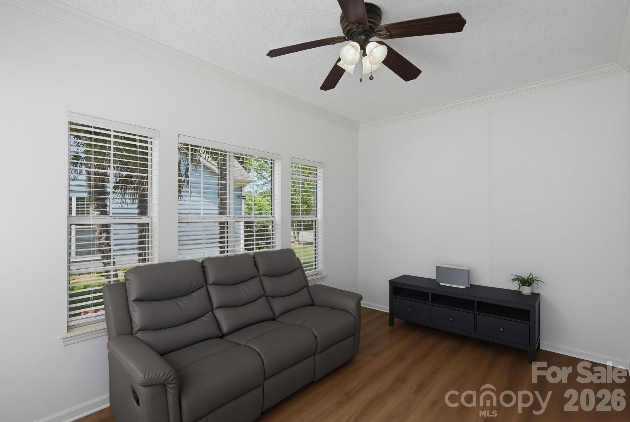 6813 Neuhoff Lane — Charlotte
