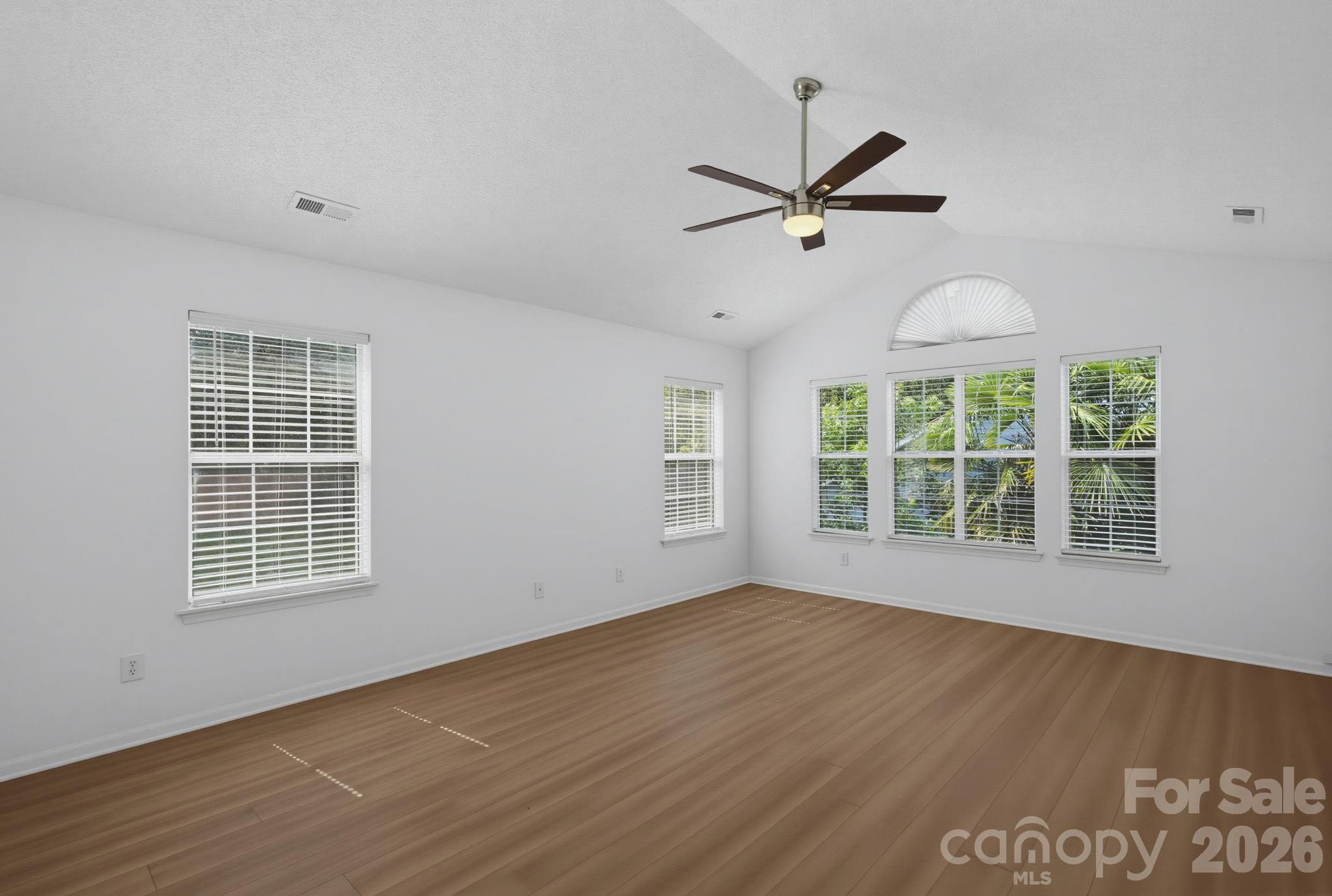 6813 Neuhoff Lane — Charlotte