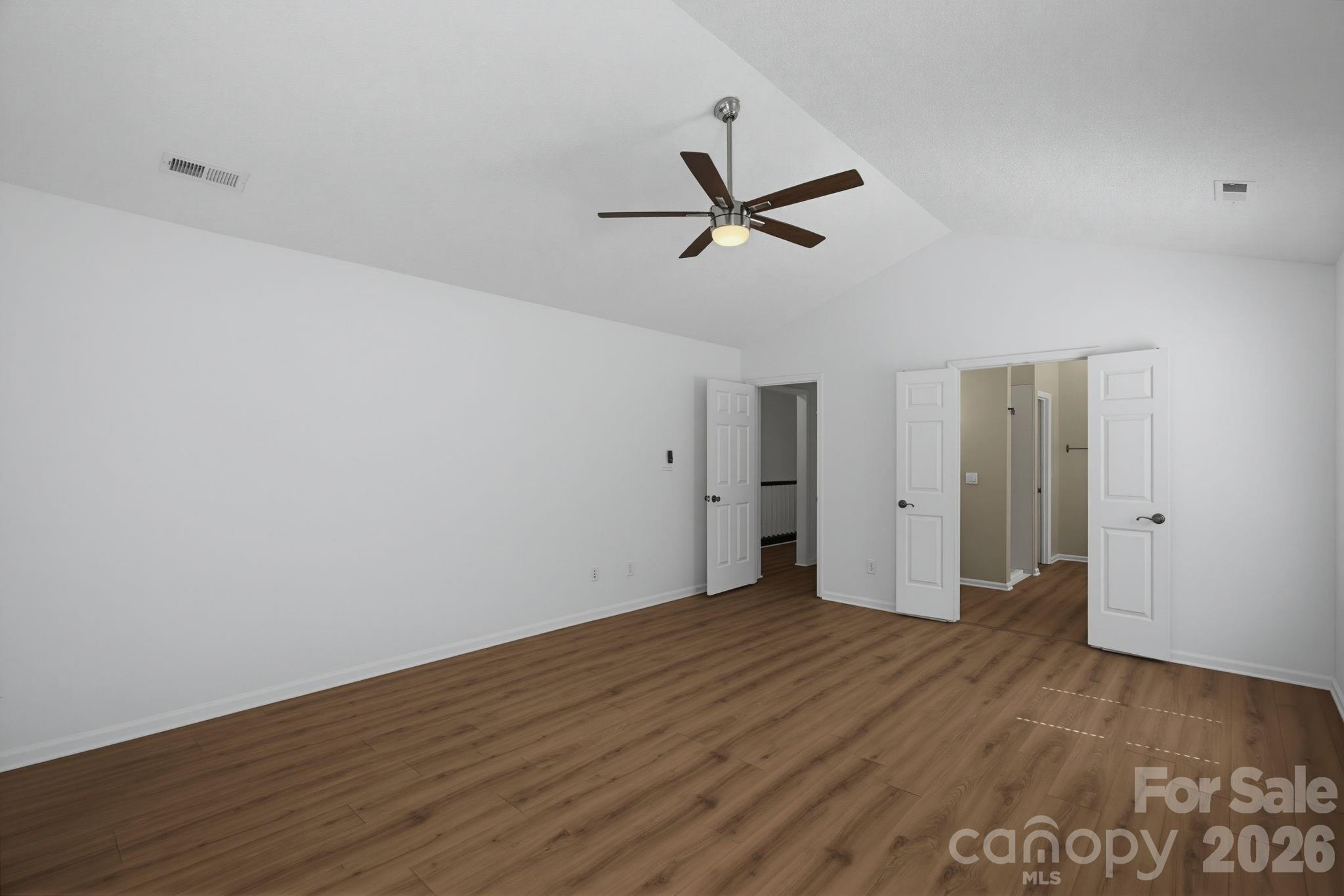 6813 Neuhoff Lane — Charlotte