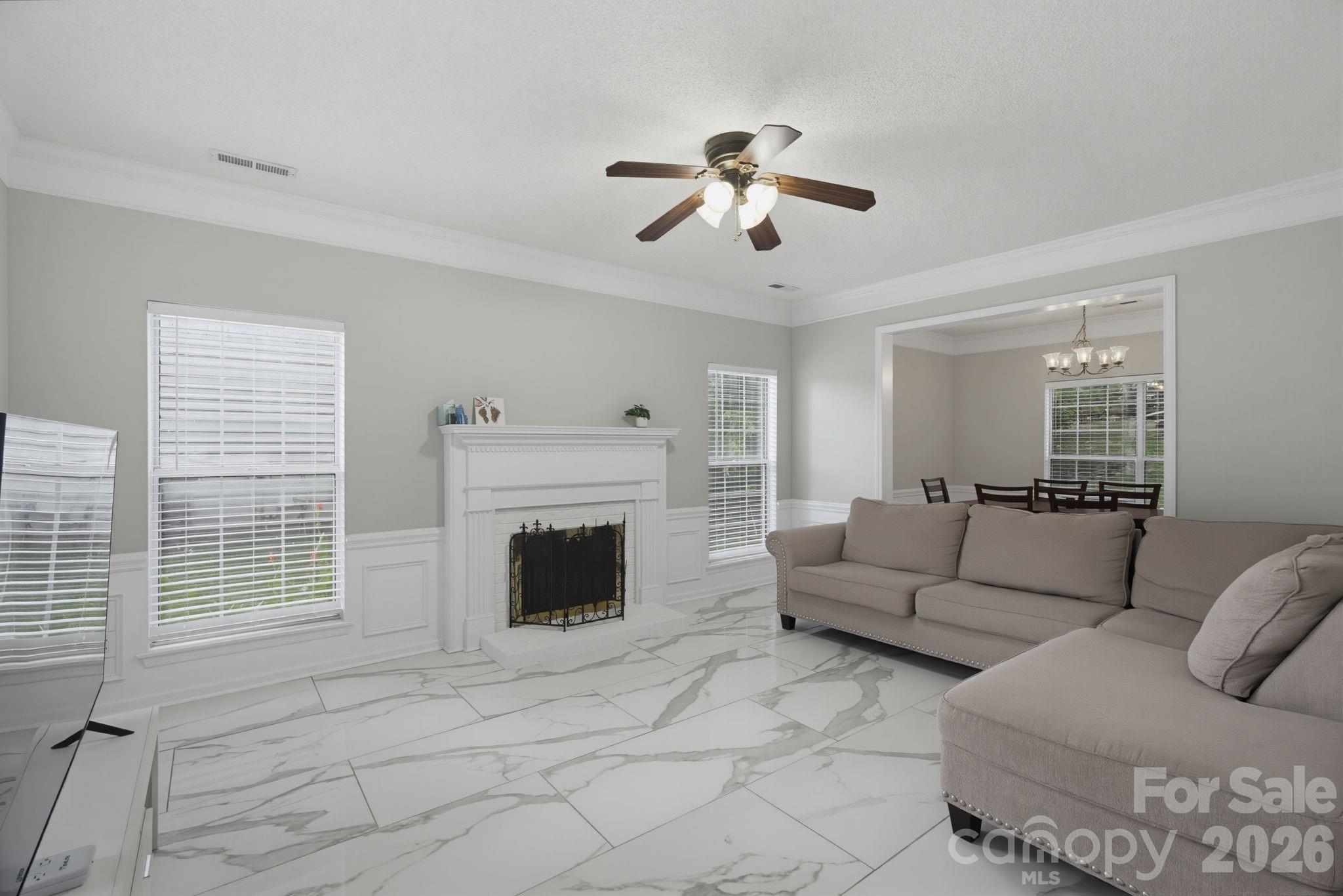 6813 Neuhoff Lane — Charlotte